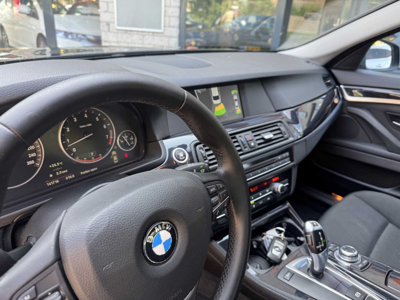 Foto van BMW 523i