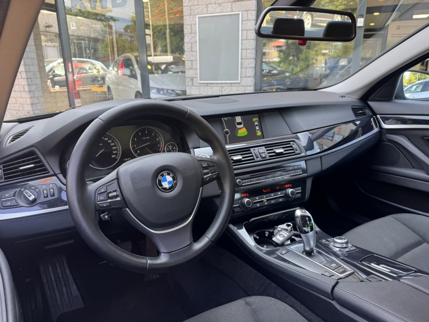 Foto van BMW 523i