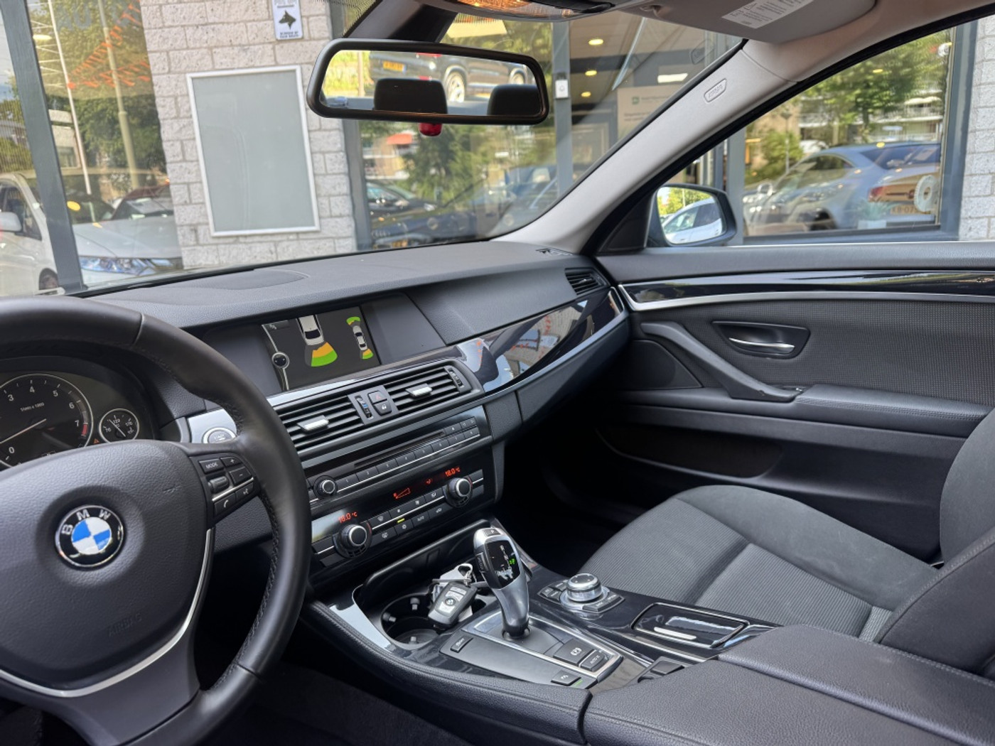 Foto van BMW 523i