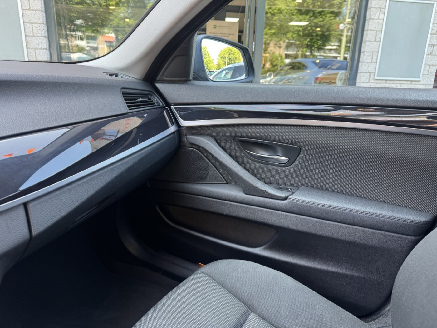 Foto van BMW 523i
