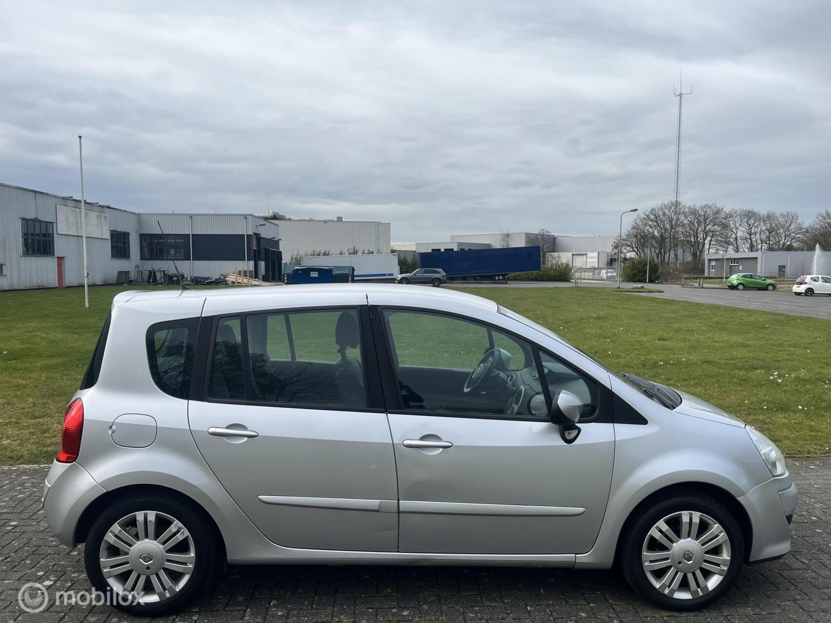 Foto van Renault Grand Modus