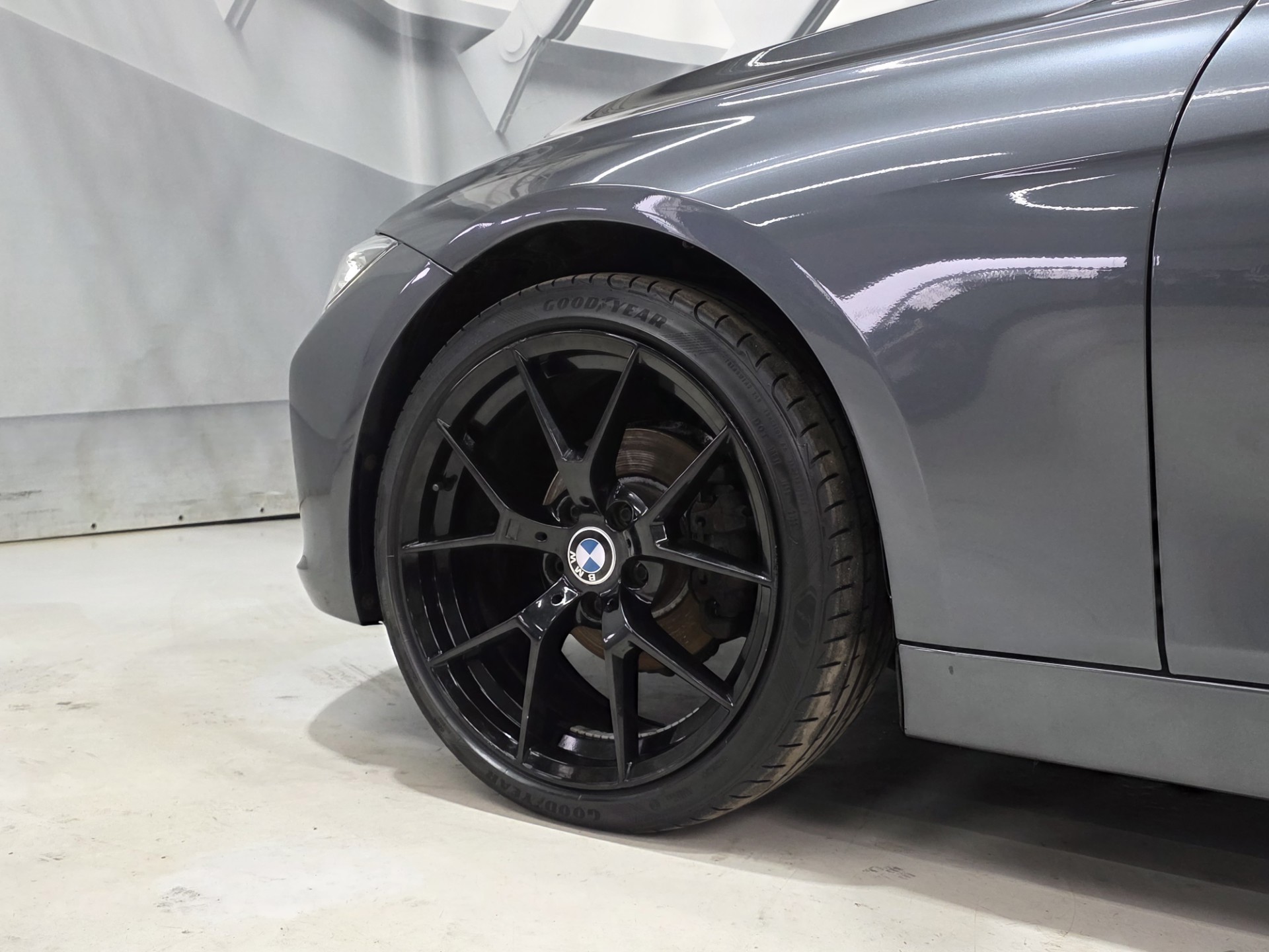 Foto van BMW 320i Ed