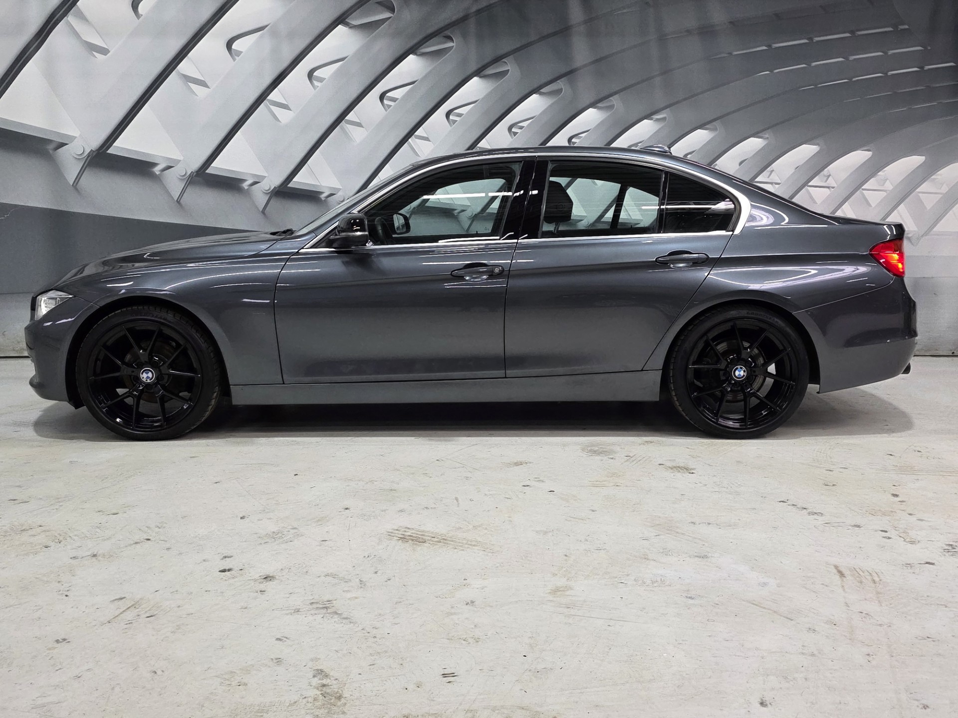 Foto van BMW 320i Ed