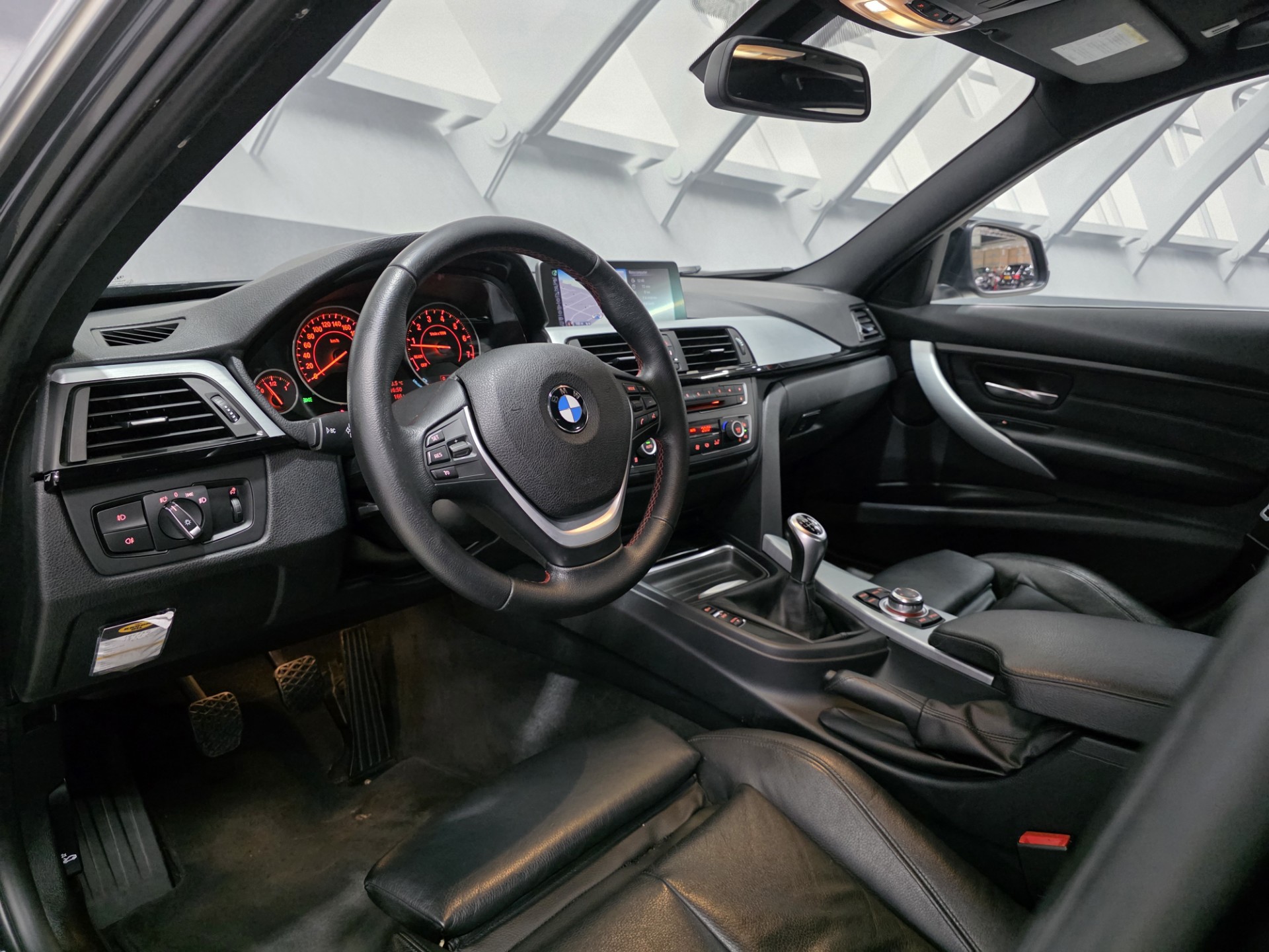 Foto van BMW 320i Ed