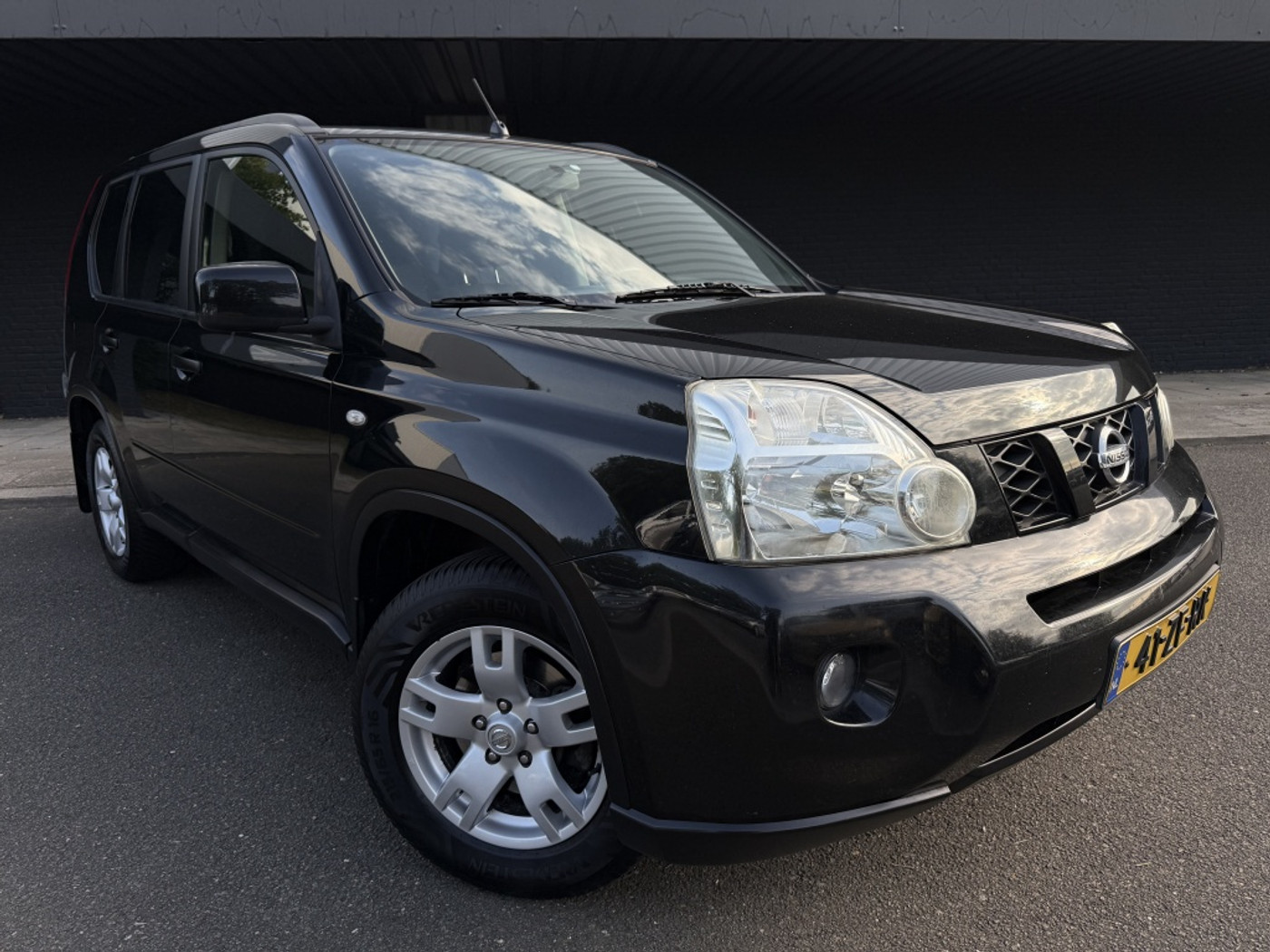 Nissan Nissan X-trail 2.0 XE 2008 - voorkant