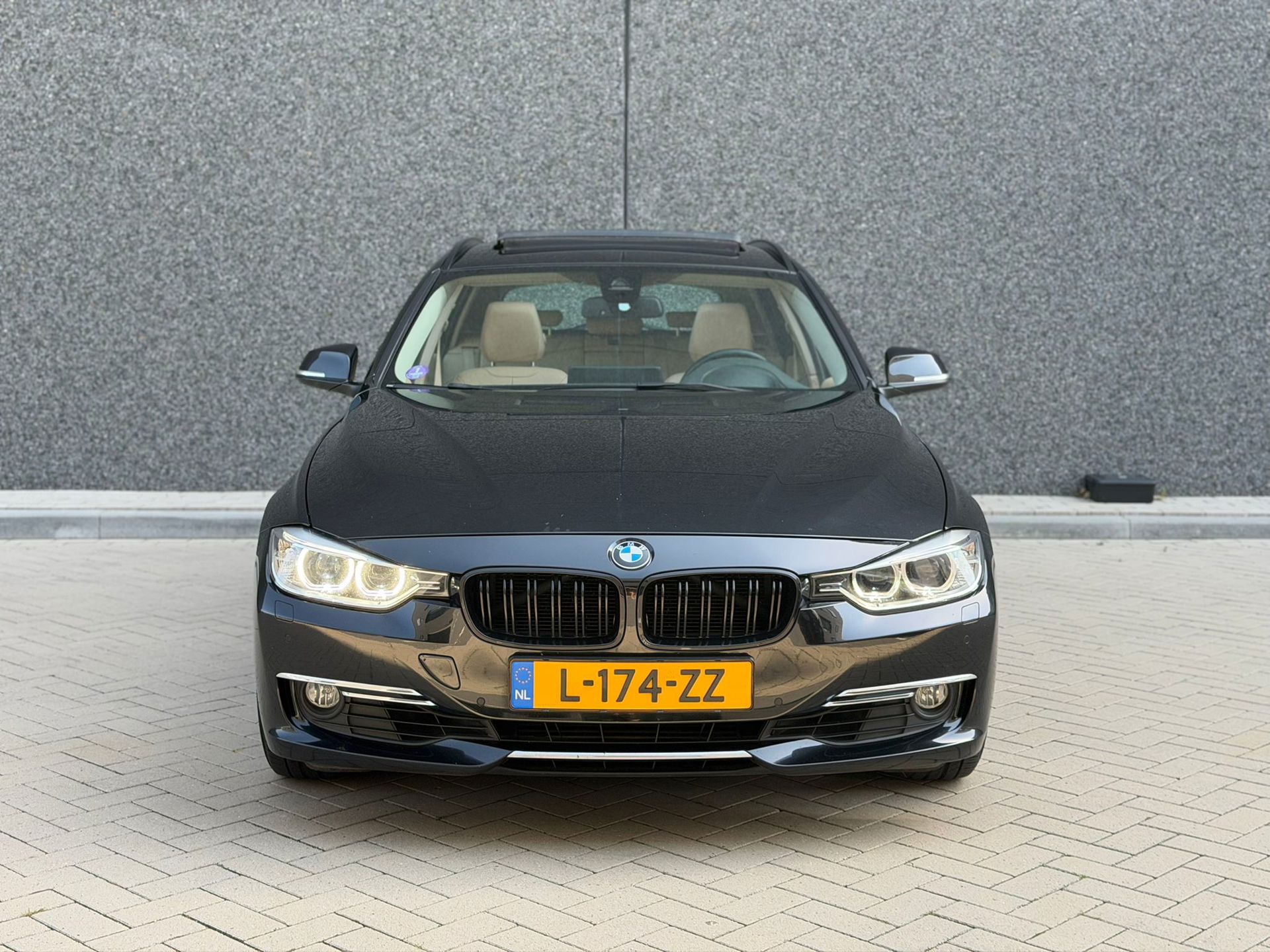 Foto van BMW 328i