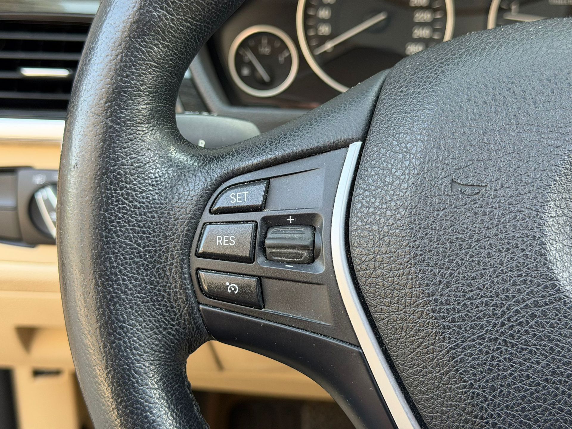 Foto van BMW 328i