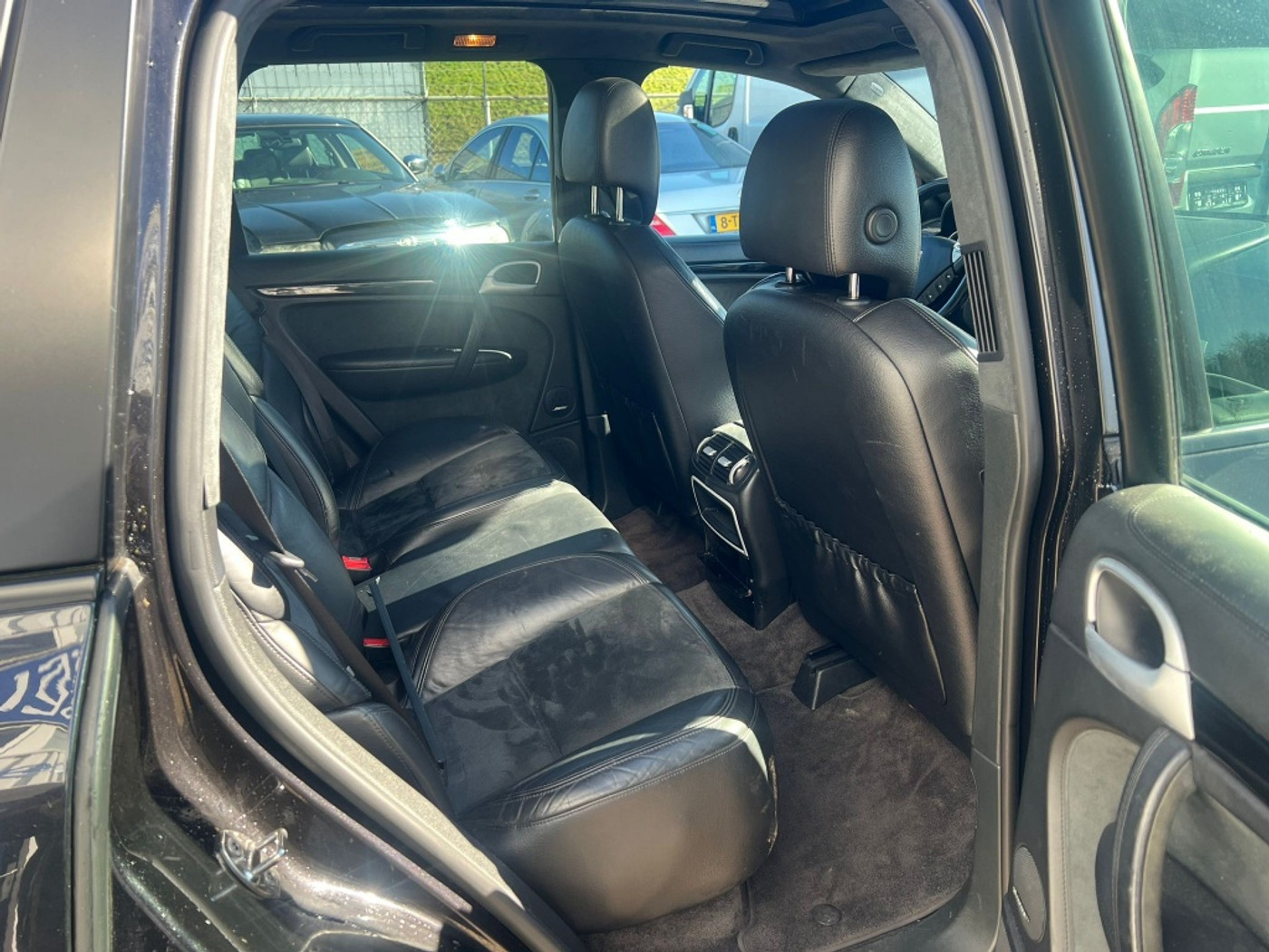 Foto van Porsche Cayenne GTS