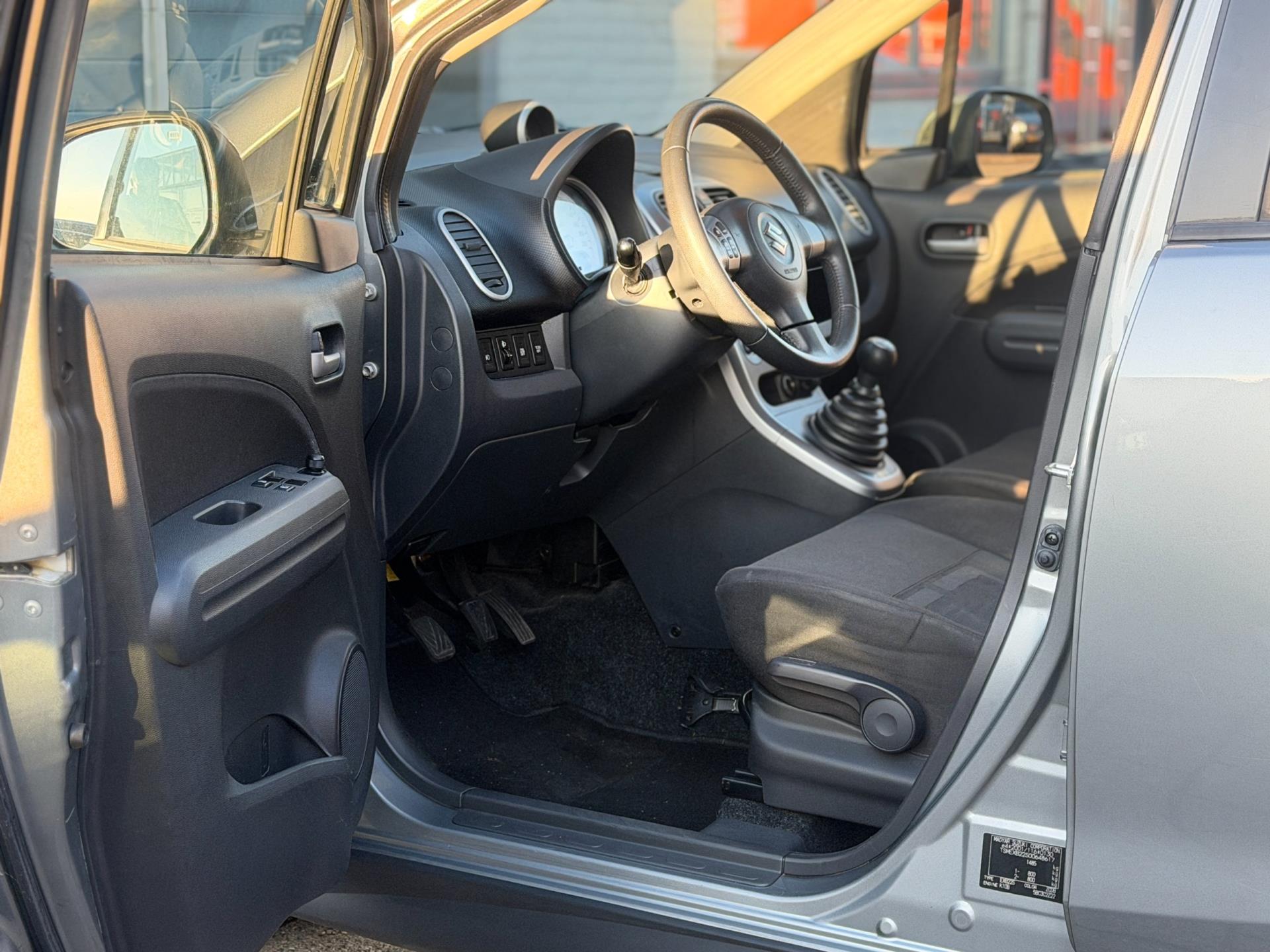 Foto van Suzuki Splash