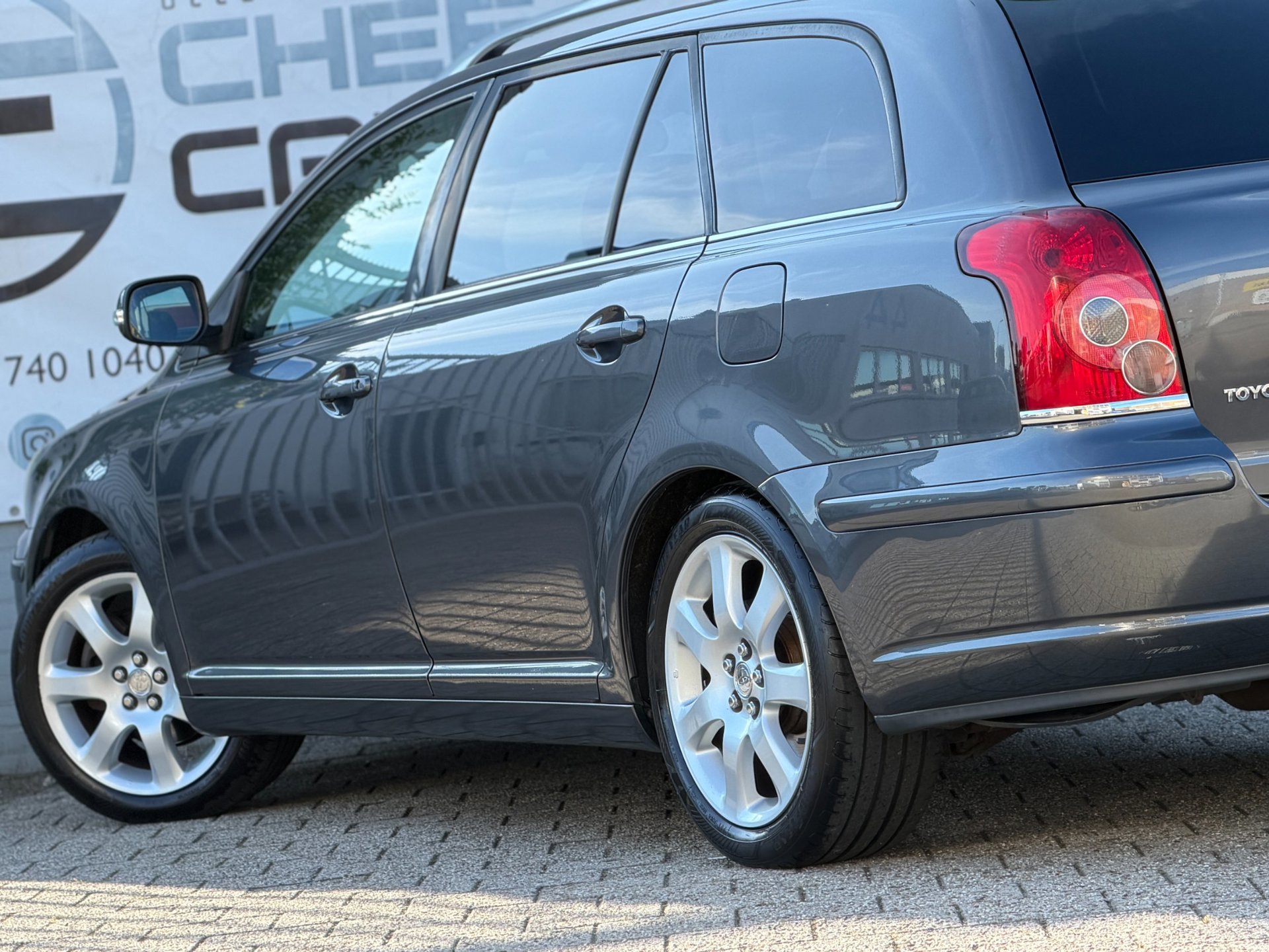 Foto van Toyota Toyota Avensis