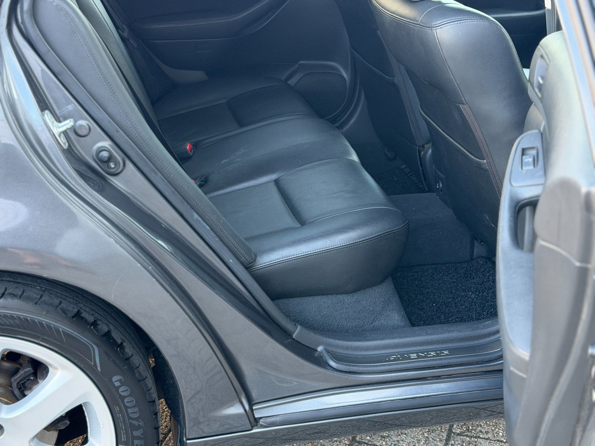 Foto van Toyota Toyota Avensis