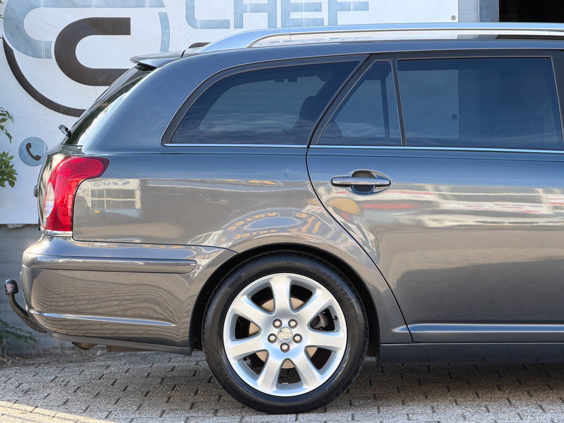 Foto van Toyota Toyota Avensis
