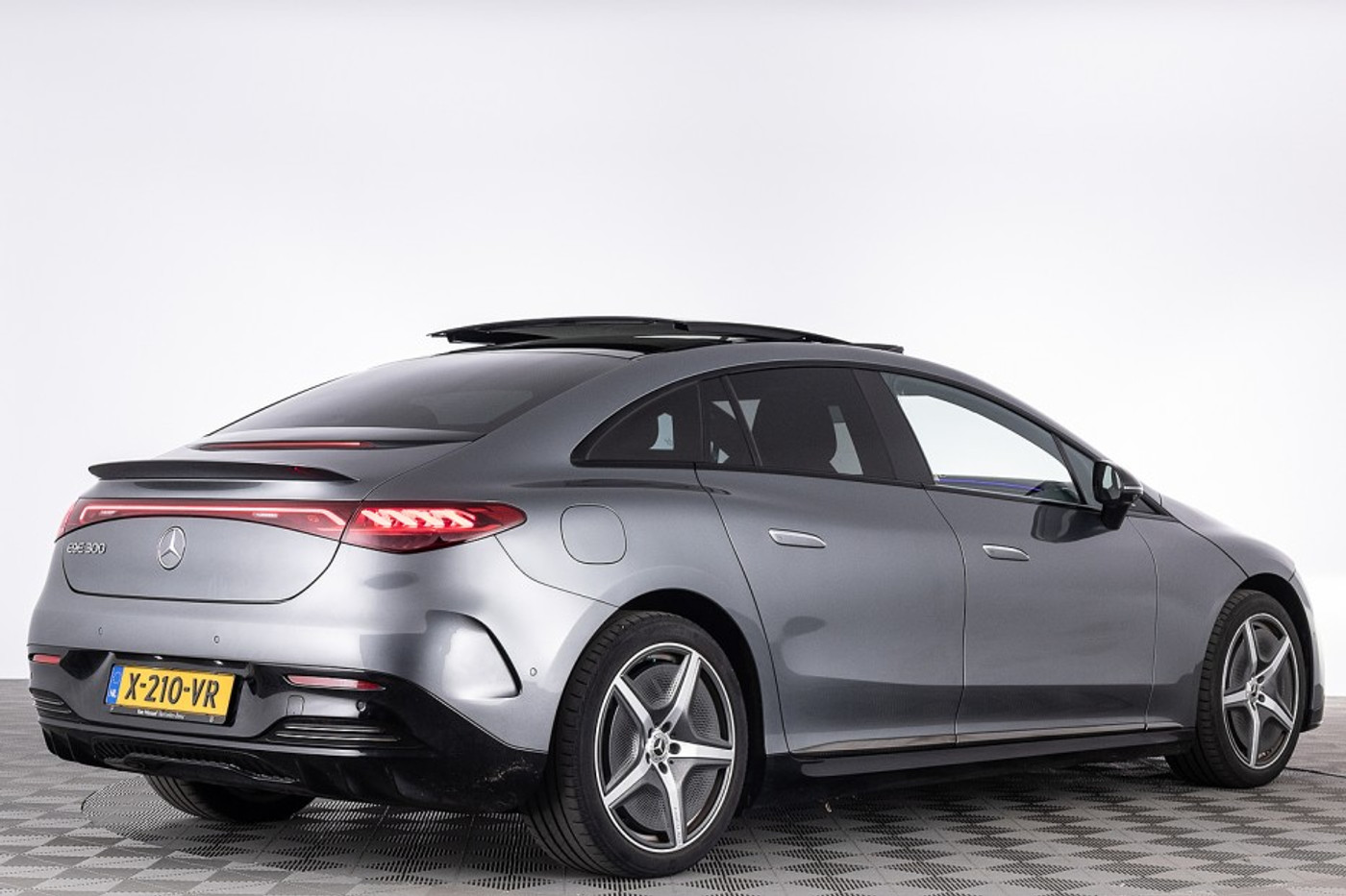 Foto van Mercedes-Benz Eqe 300