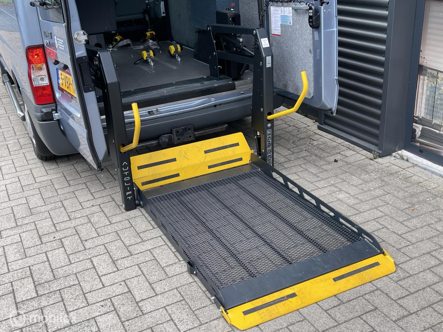 Foto van Ford Transit 260s Van LR 115 4.36