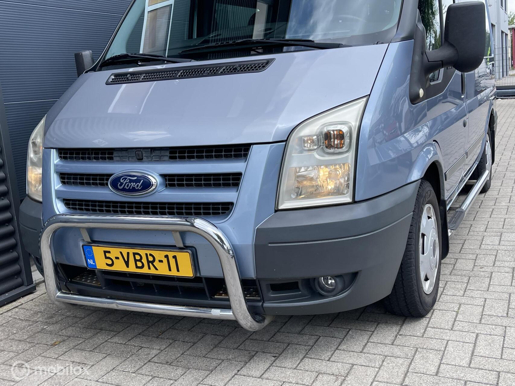 Foto van Ford Transit 260s Van LR 115 4.36