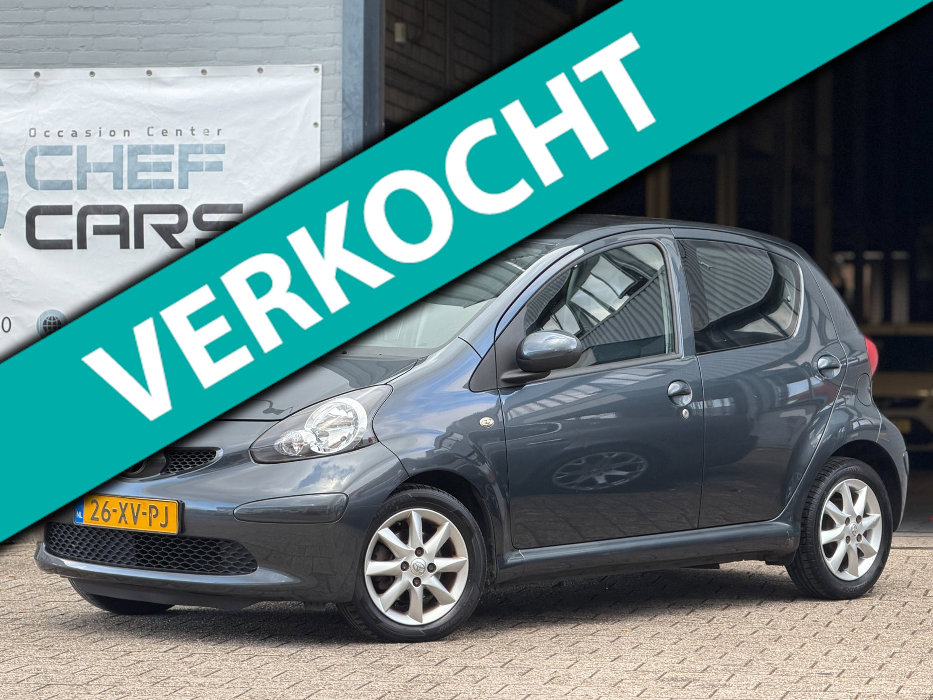 Toyota Toyota Aygo 1.0-12V+|NAP|5DEURS|BOEKJES|APK|ELEK.RAMEN|3EIG! 2007 - voorkant