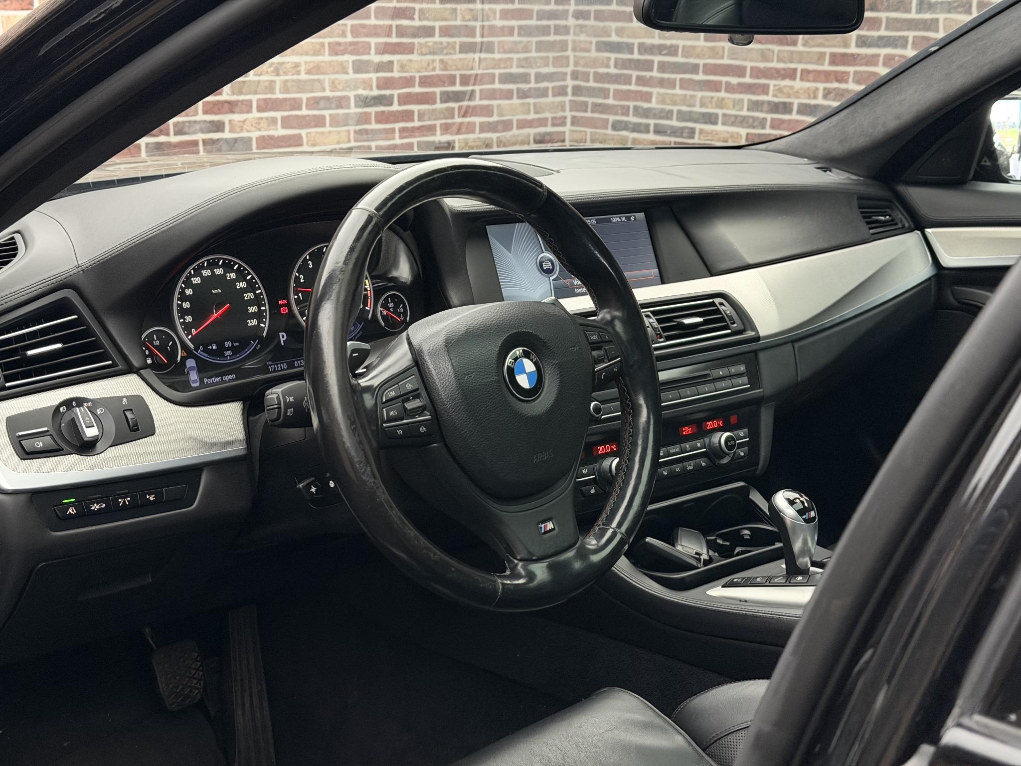 Foto van BMW M5