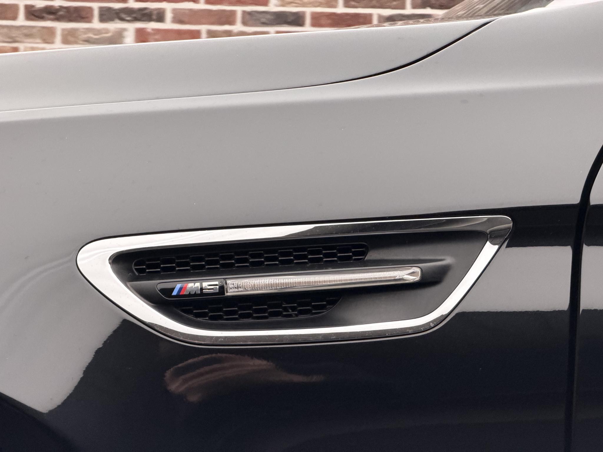 Foto van BMW M5
