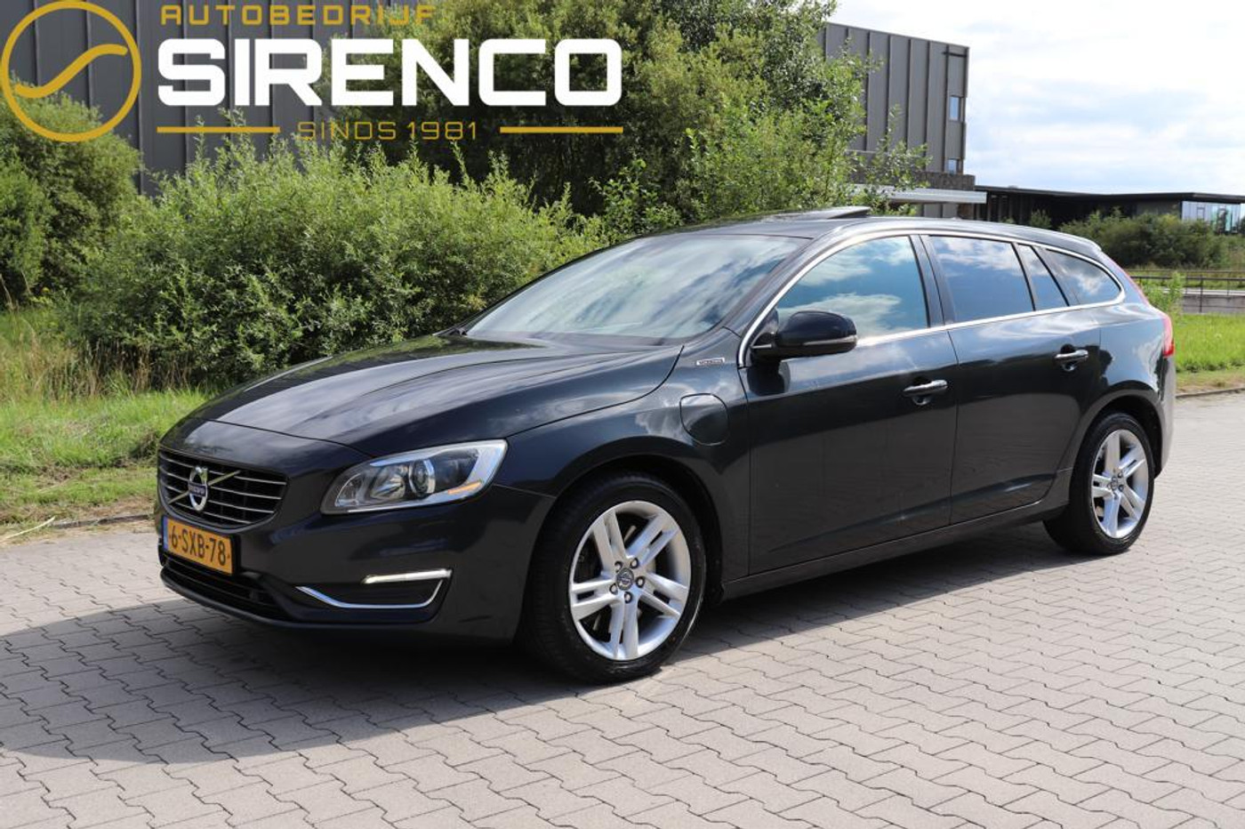 Foto van Volvo V60 Plug In Hybrid