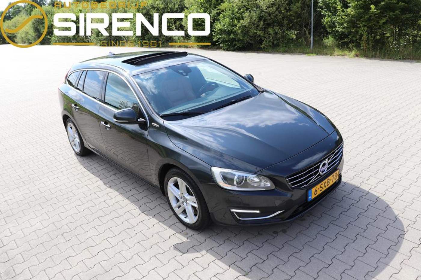 Foto van Volvo V60 Plug In Hybrid