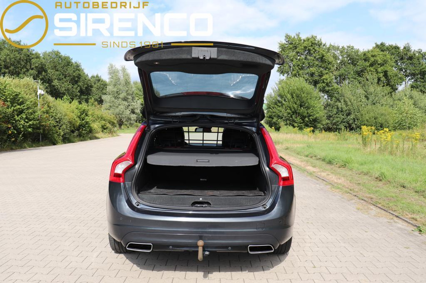 Foto van Volvo V60 Plug In Hybrid