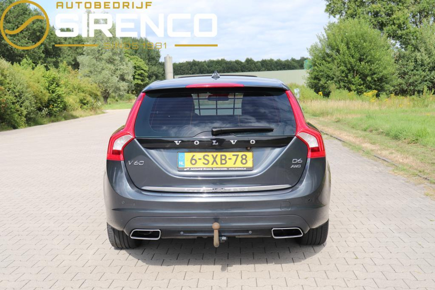 Foto van Volvo V60 Plug In Hybrid