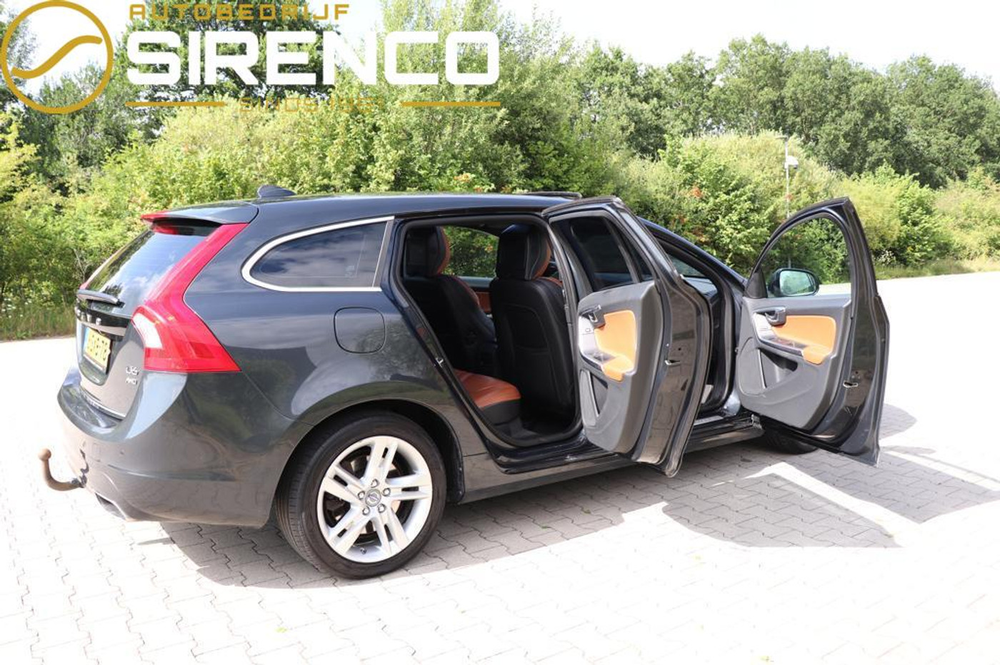 Foto van Volvo V60 Plug In Hybrid