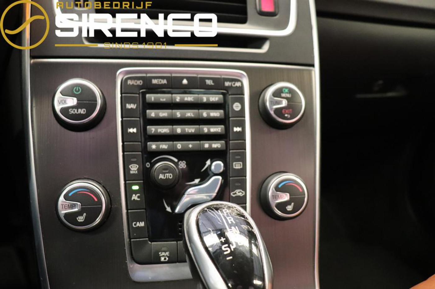 Foto van Volvo V60 Plug In Hybrid