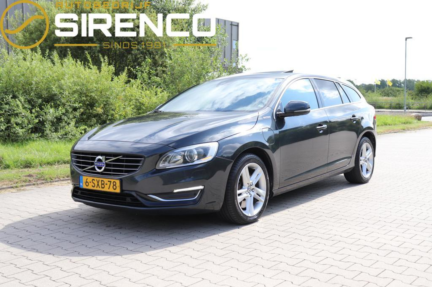 Foto van Volvo V60 Plug In Hybrid