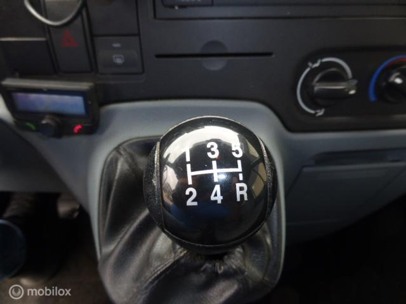 Foto van Ford Transit 260s Van 85dpf LR 4.23