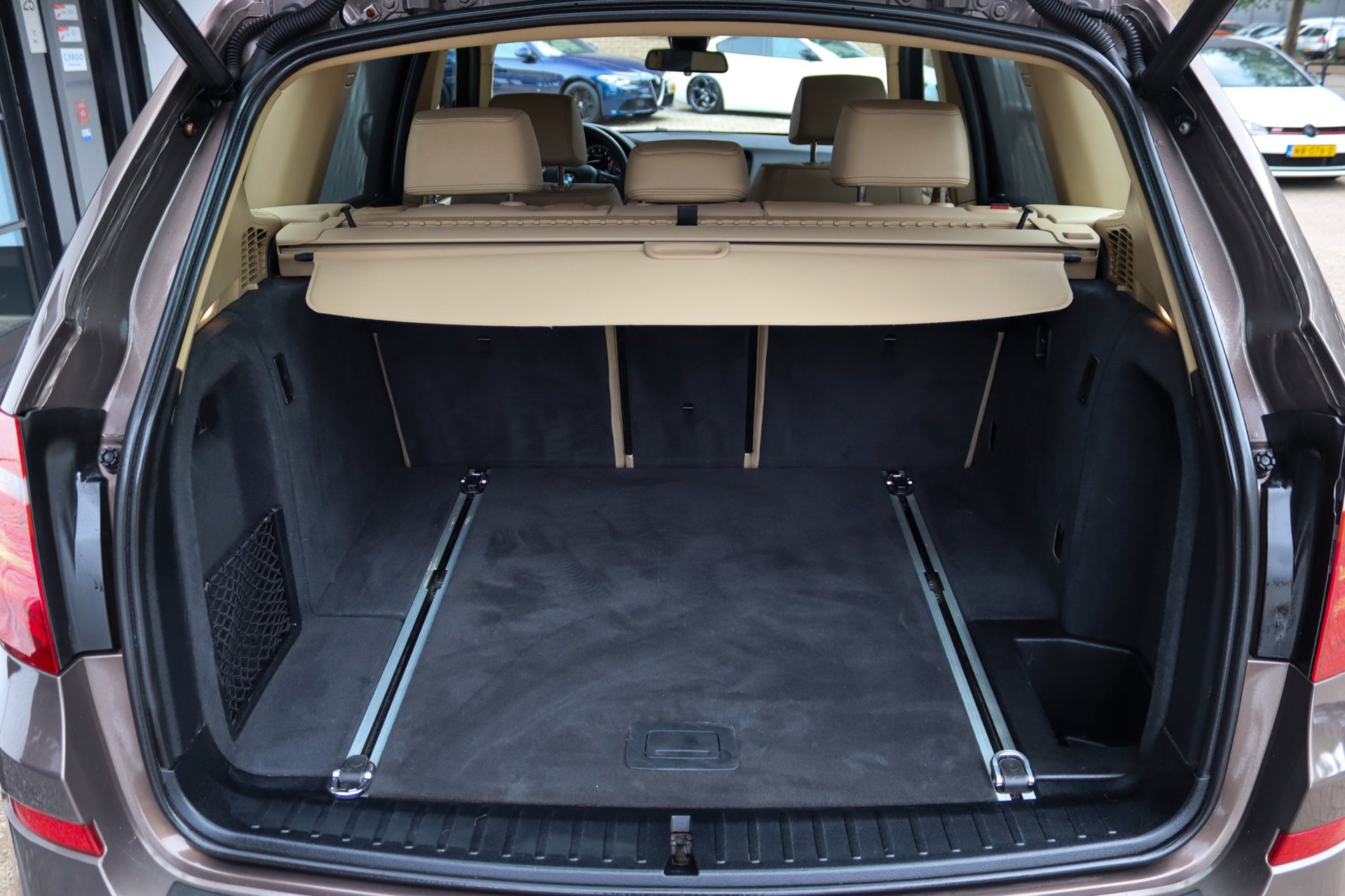 Foto van BMW X3 xDrive 28i