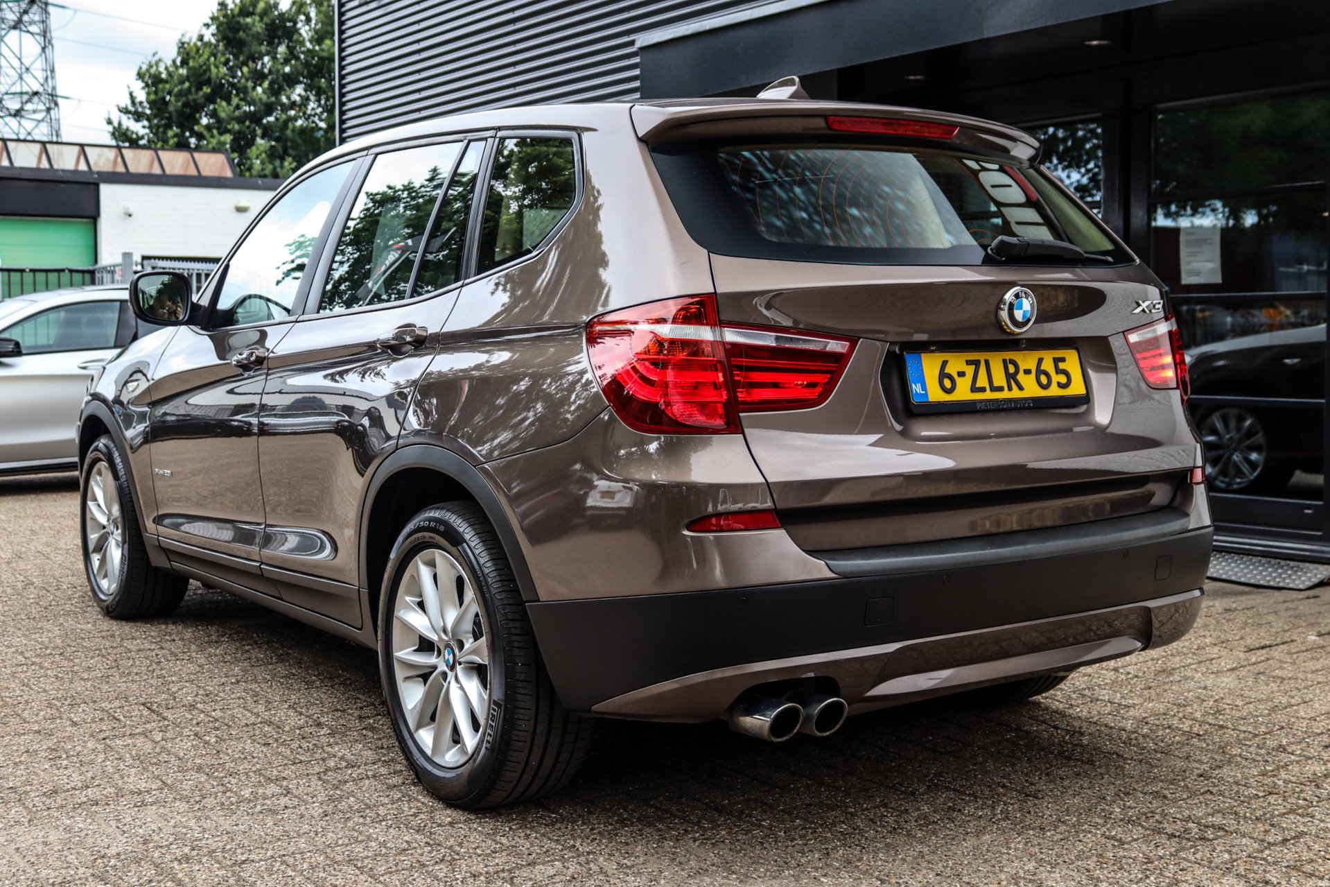 Foto van BMW X3 xDrive 28i