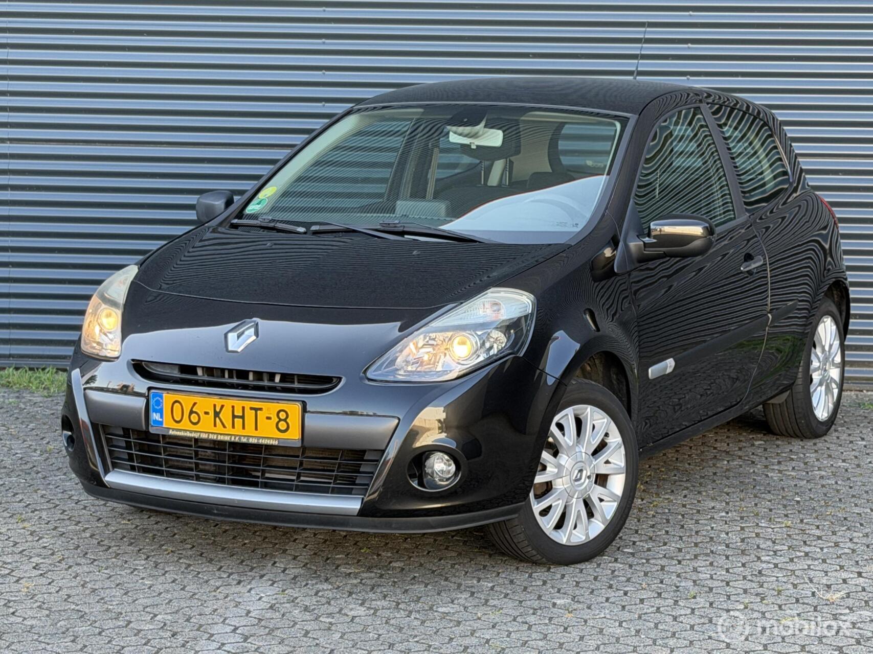 Renault Clio 1.2 TCe Sélection Business Sport 2009 - voorkant
