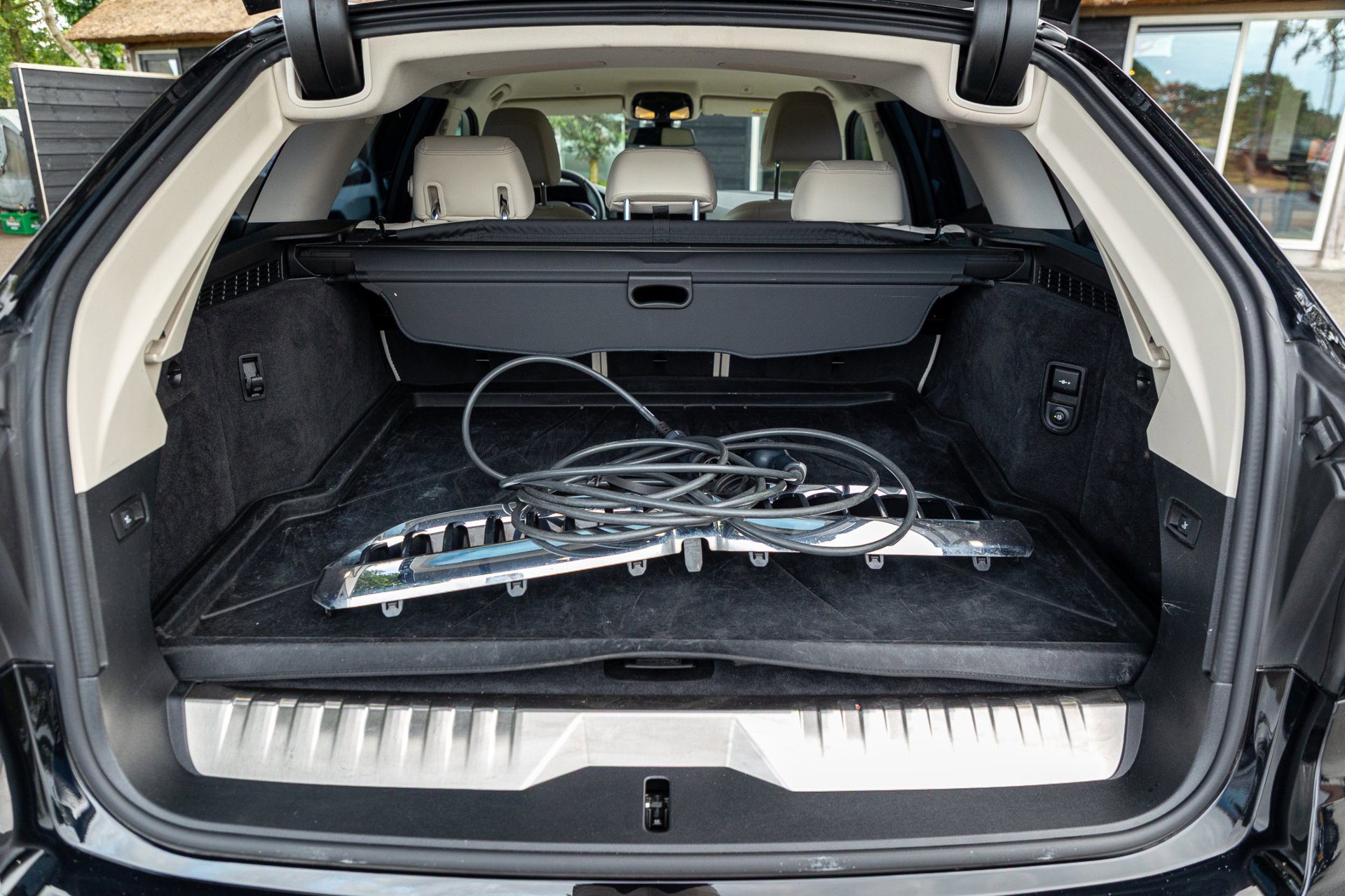 Foto van BMW 530e
