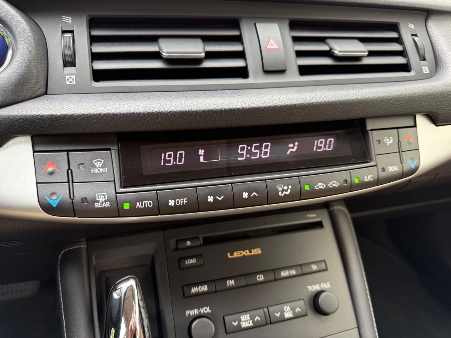Foto van Lexus Lexus Ct200h