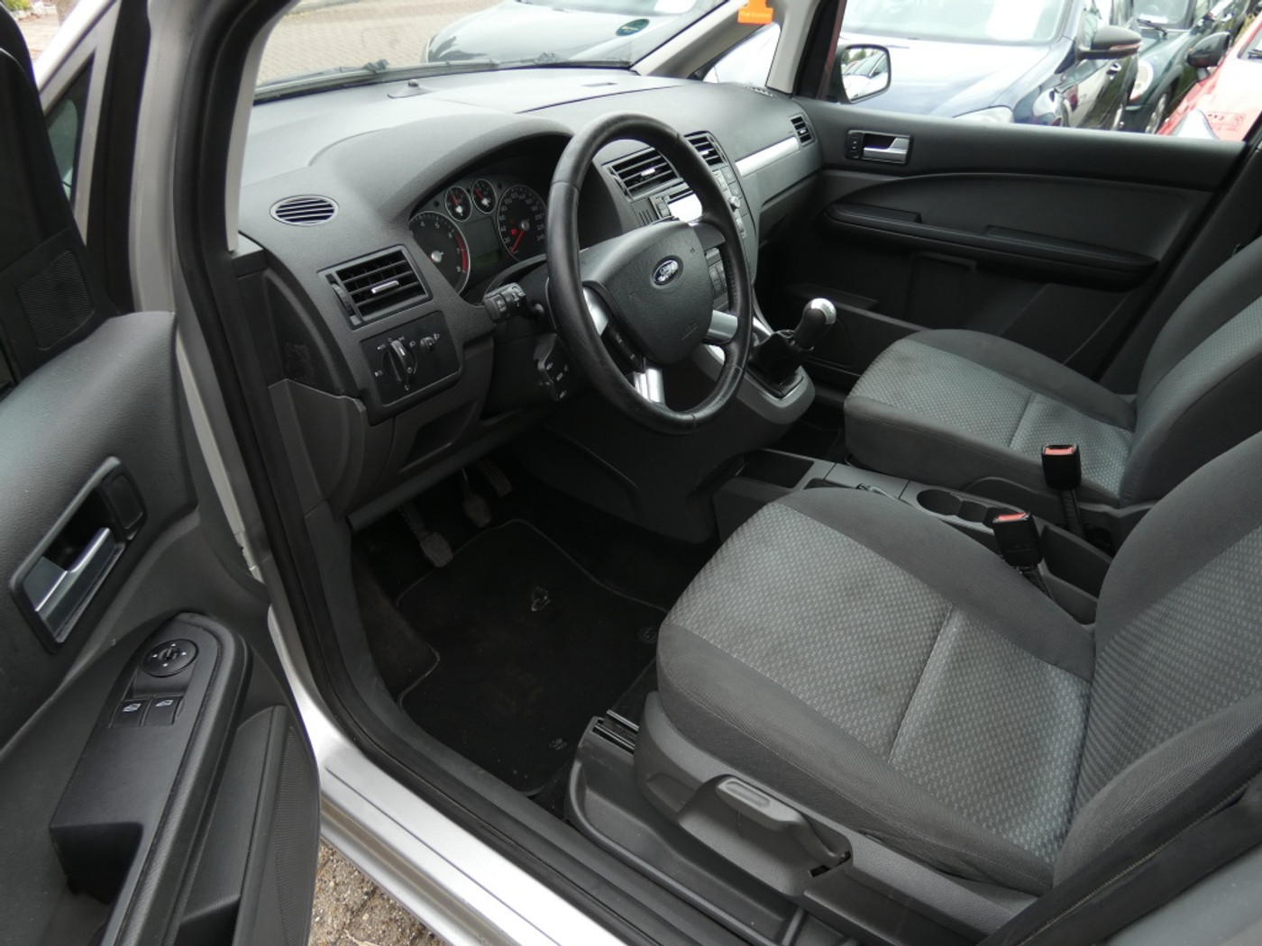 Foto van Ford Focus C-max