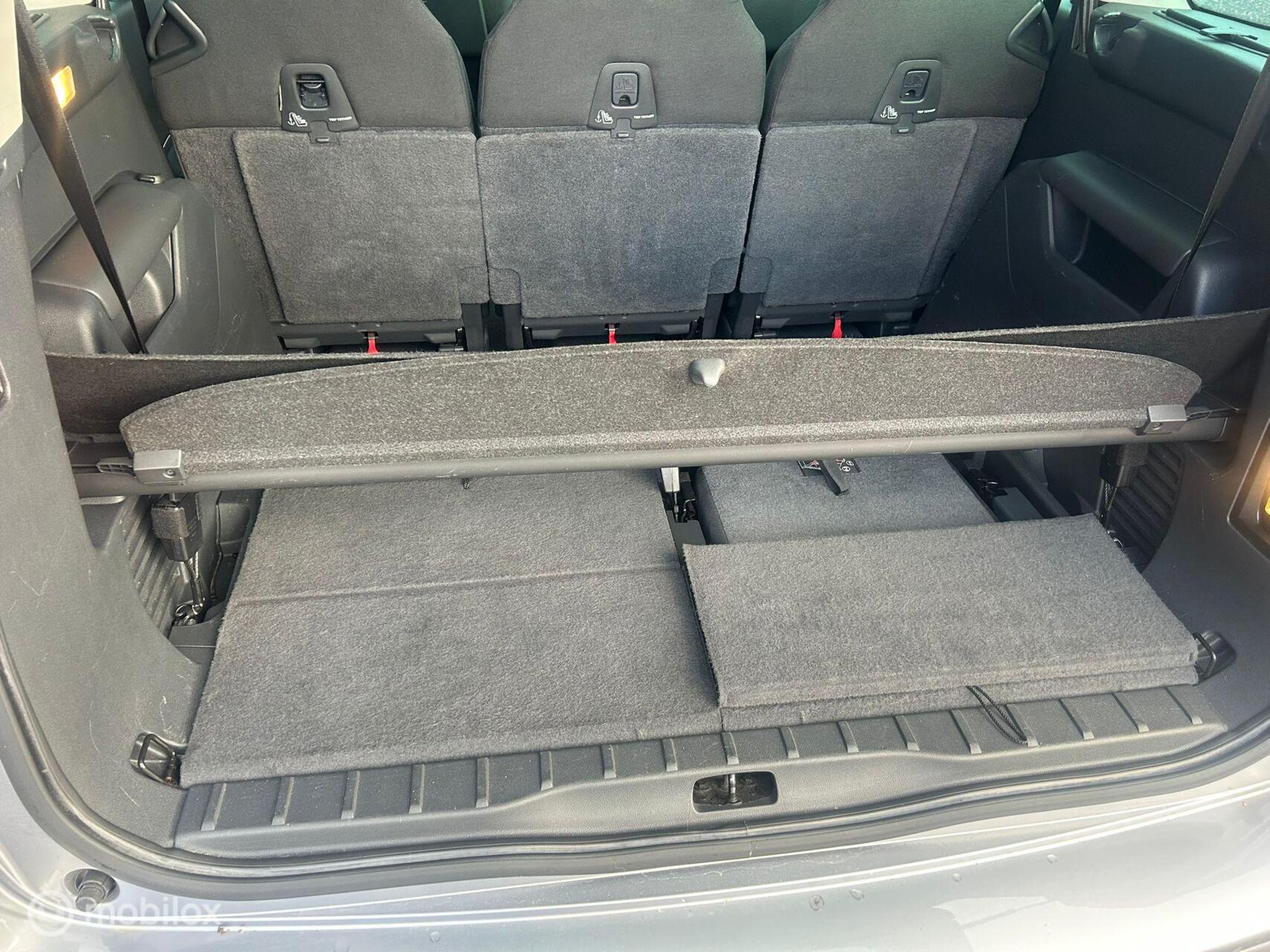 Foto van Peugeot 5008