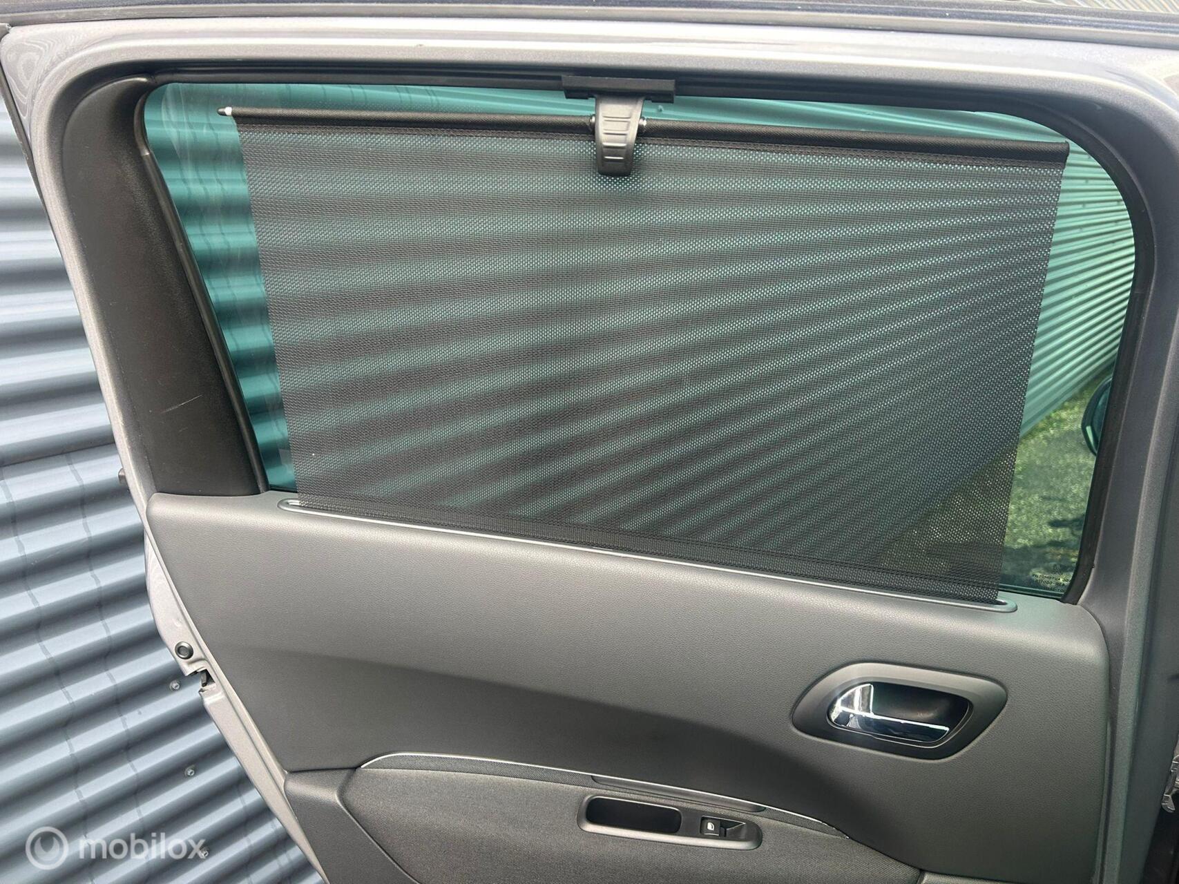 Foto van Peugeot 5008