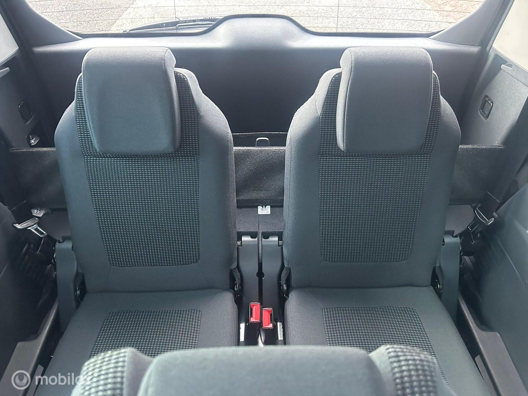Foto van Peugeot 5008