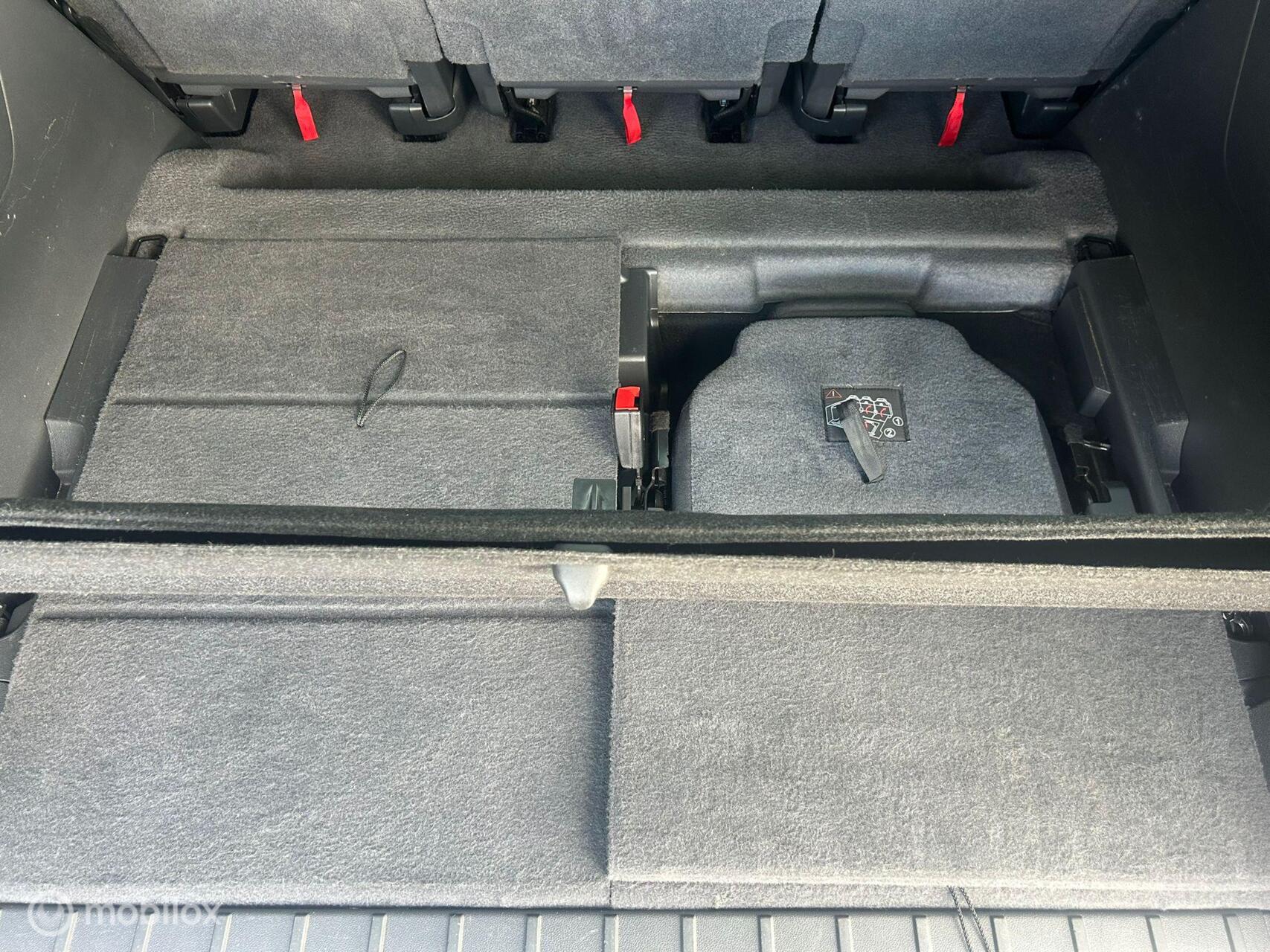 Foto van Peugeot 5008