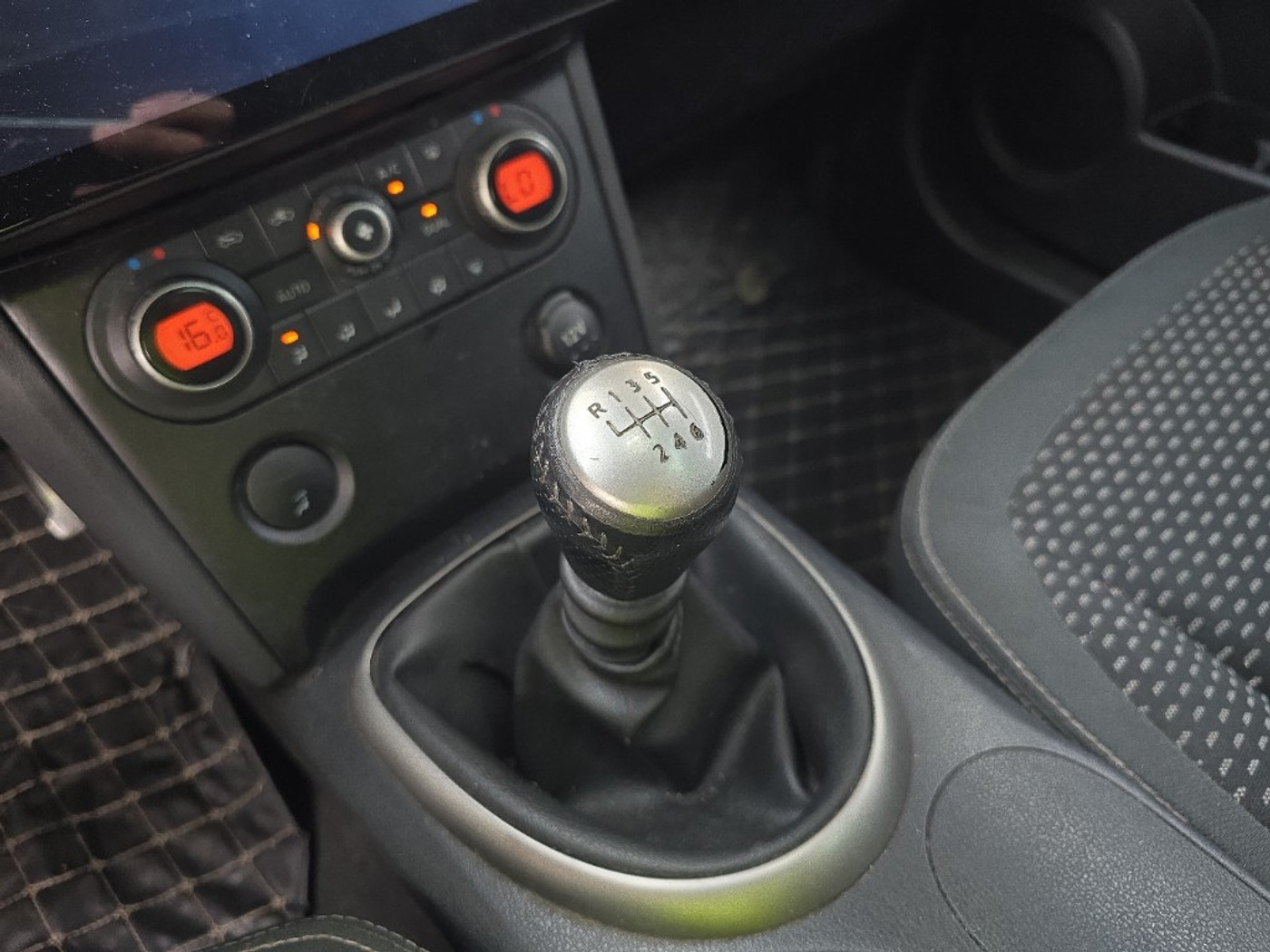 Foto van Nissan Nissan Qashqai+2