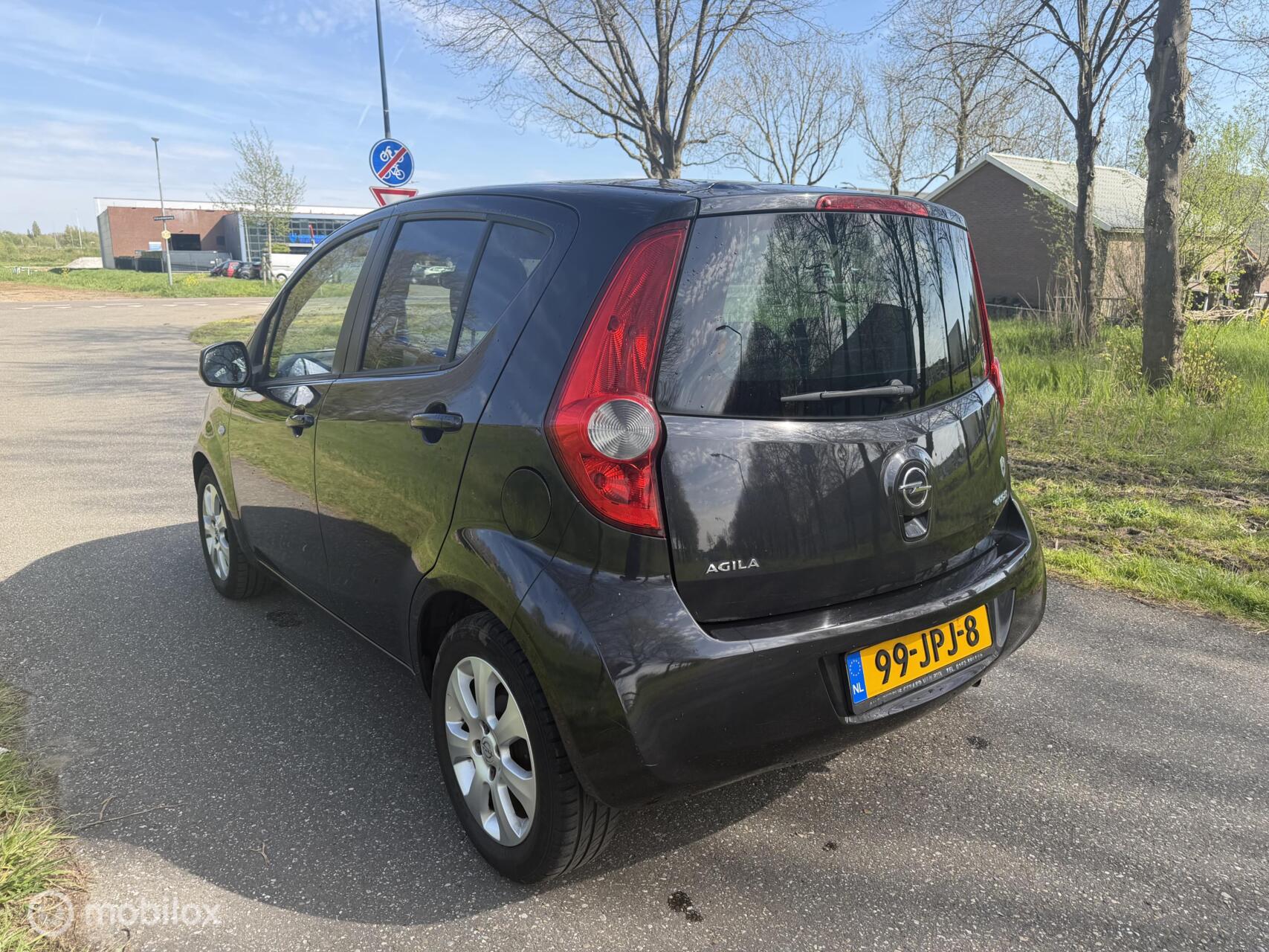 Foto van Opel Agila
