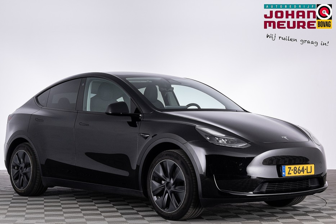 Tesla Model Y RWD 58 kWh | PANORAMADAK | LEDER 2024 - voorkant