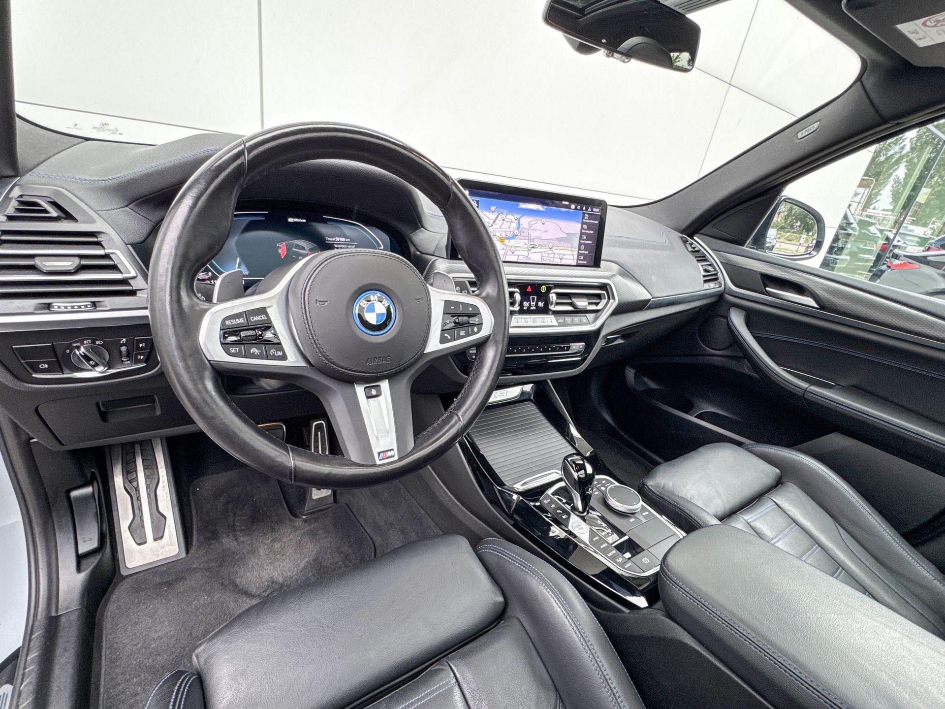 Foto van BMW X3 Xdrive30e