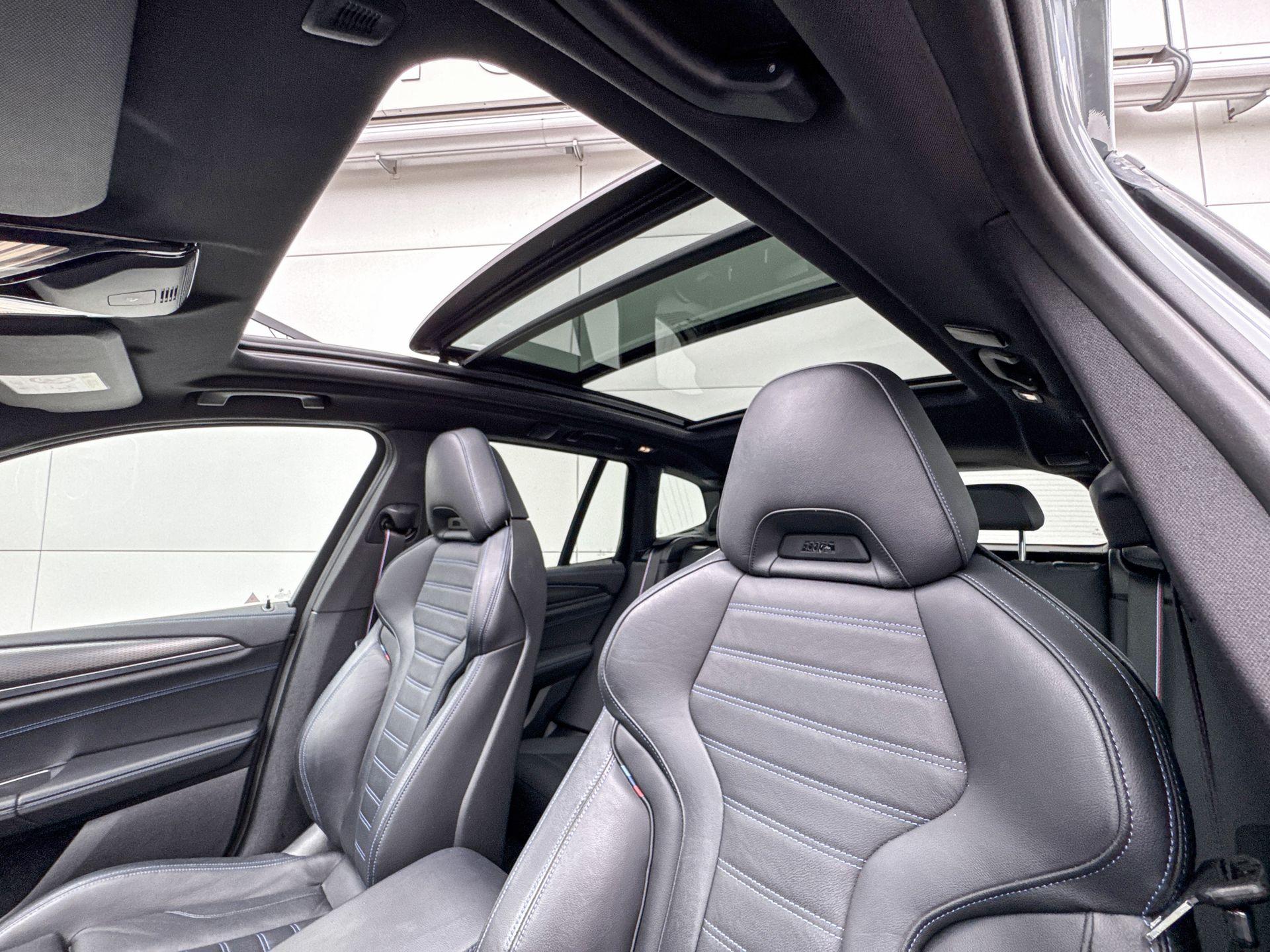 Foto van BMW X3 Xdrive30e