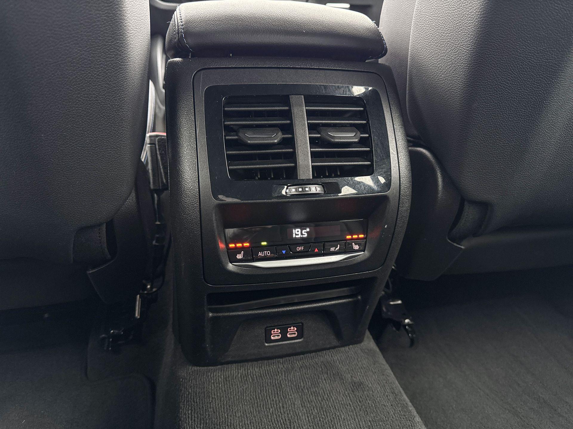 Foto van BMW X3 Xdrive30e