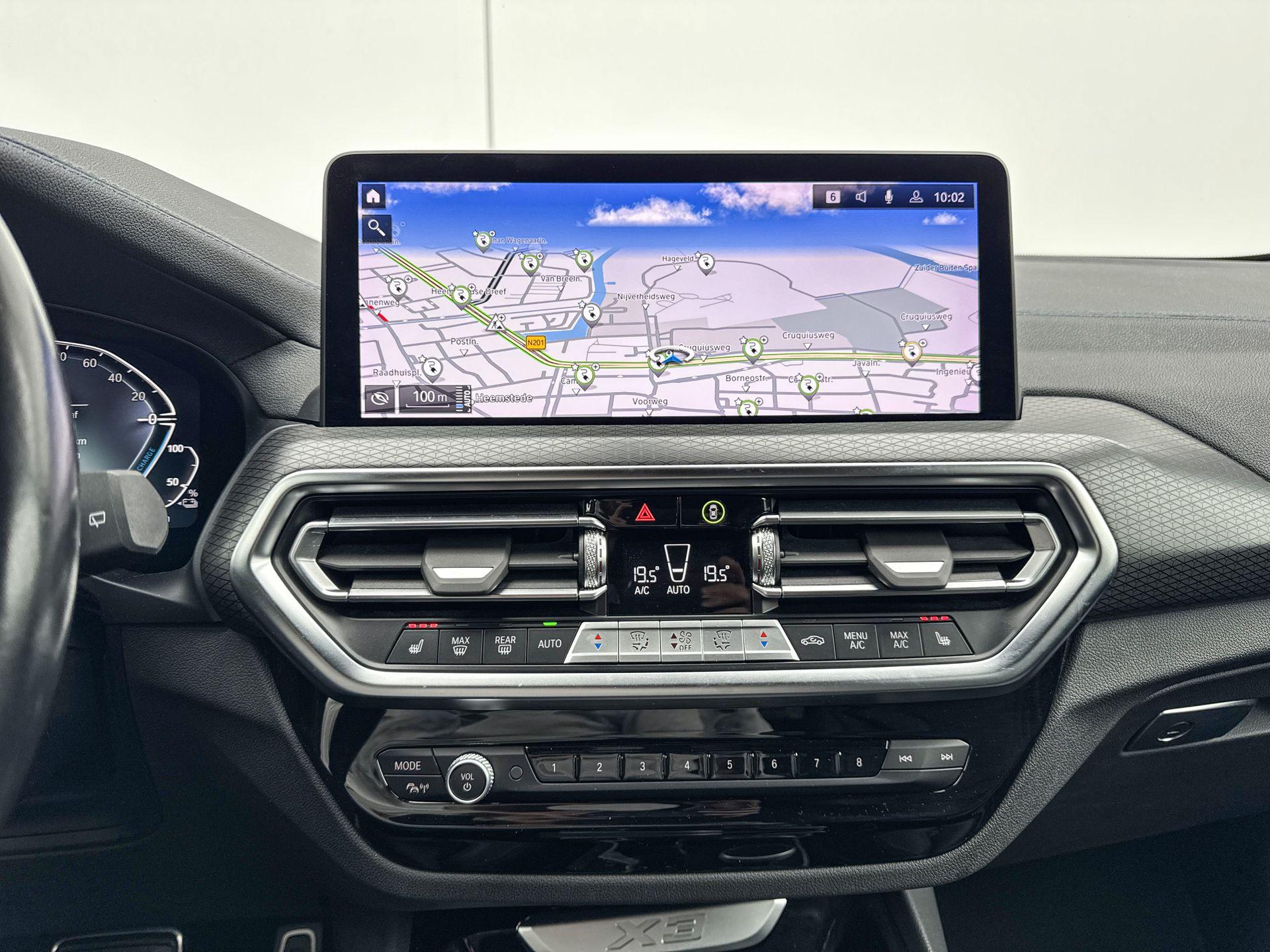 Foto van BMW X3 Xdrive30e