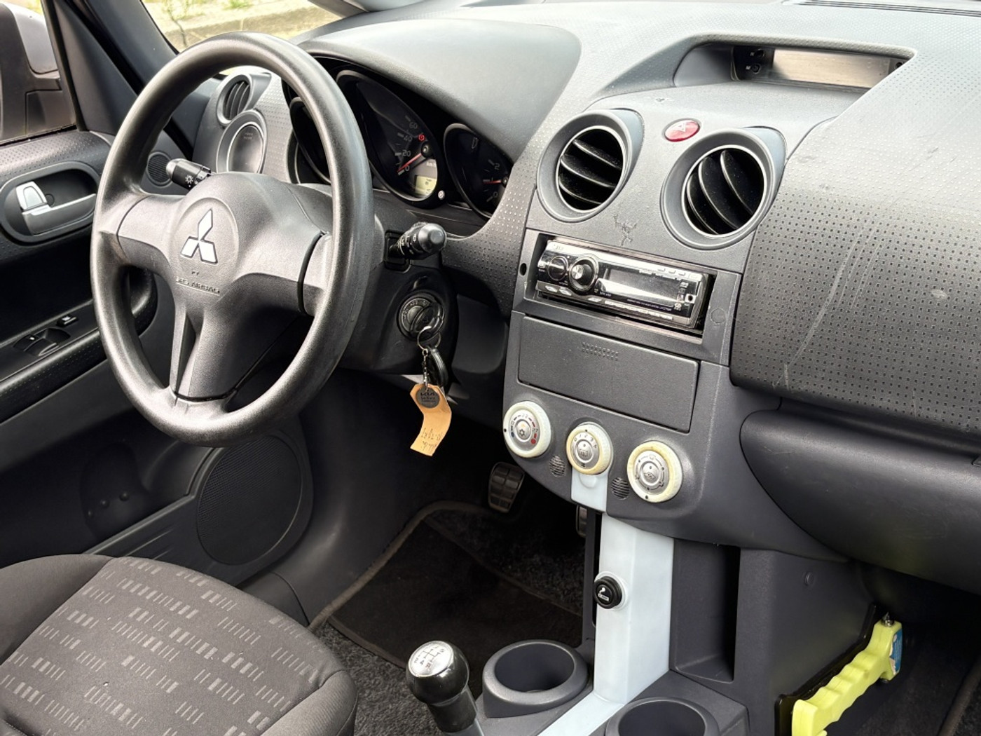 Foto van Mitsubishi Mitsubishi Colt