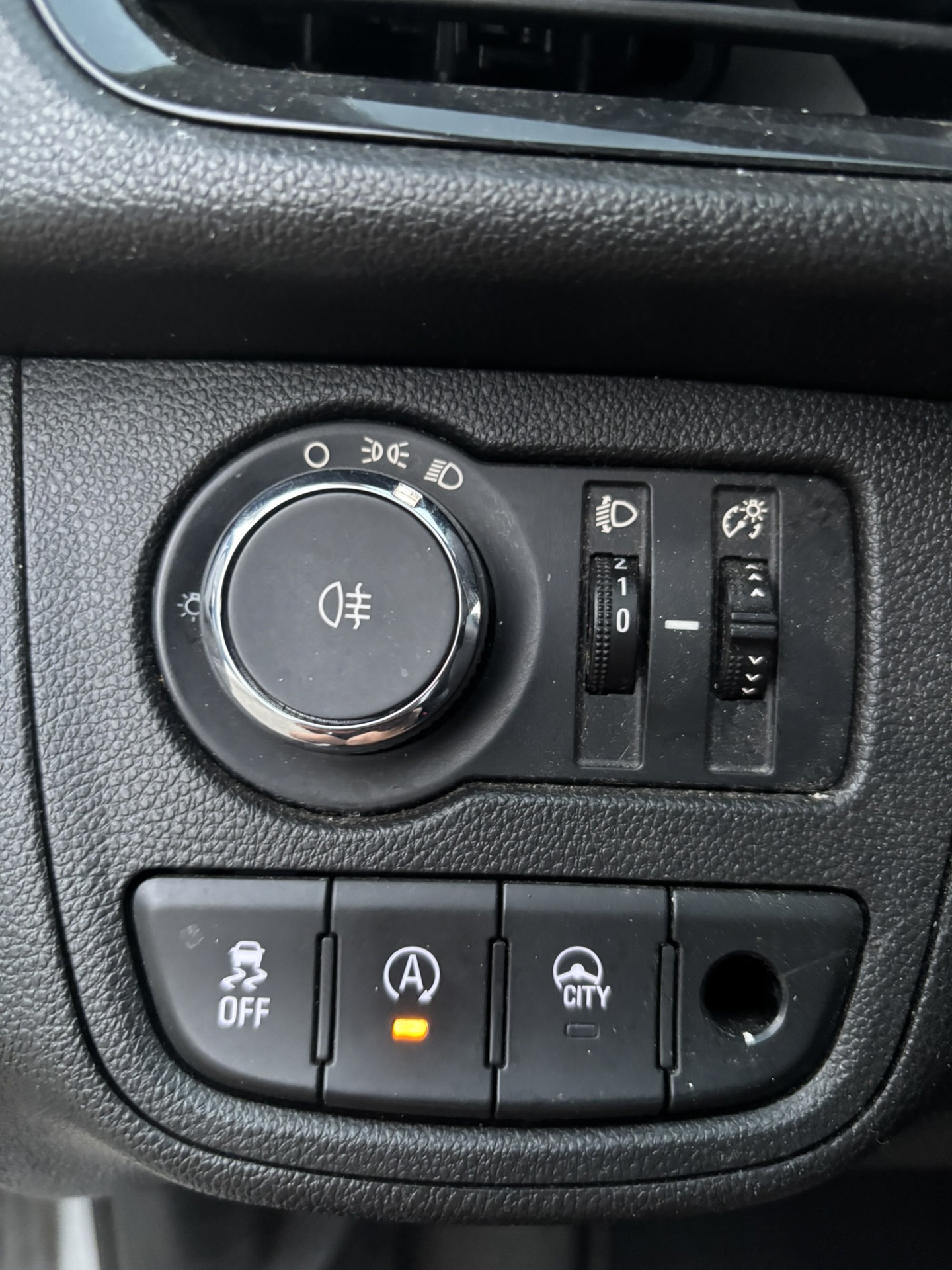 Foto van Opel Karl / Viva
