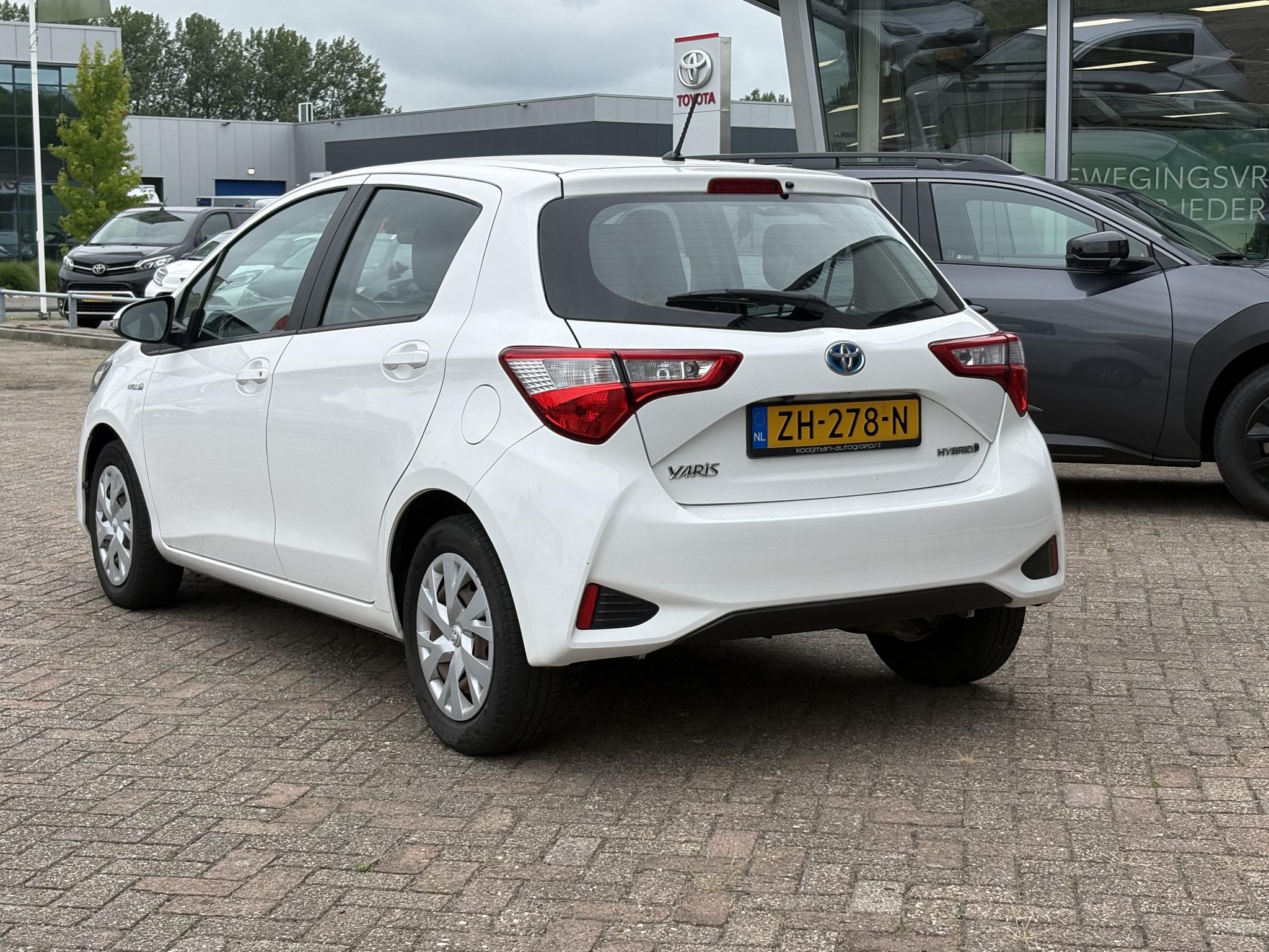 Foto van Toyota Toyota Yaris Hybrid